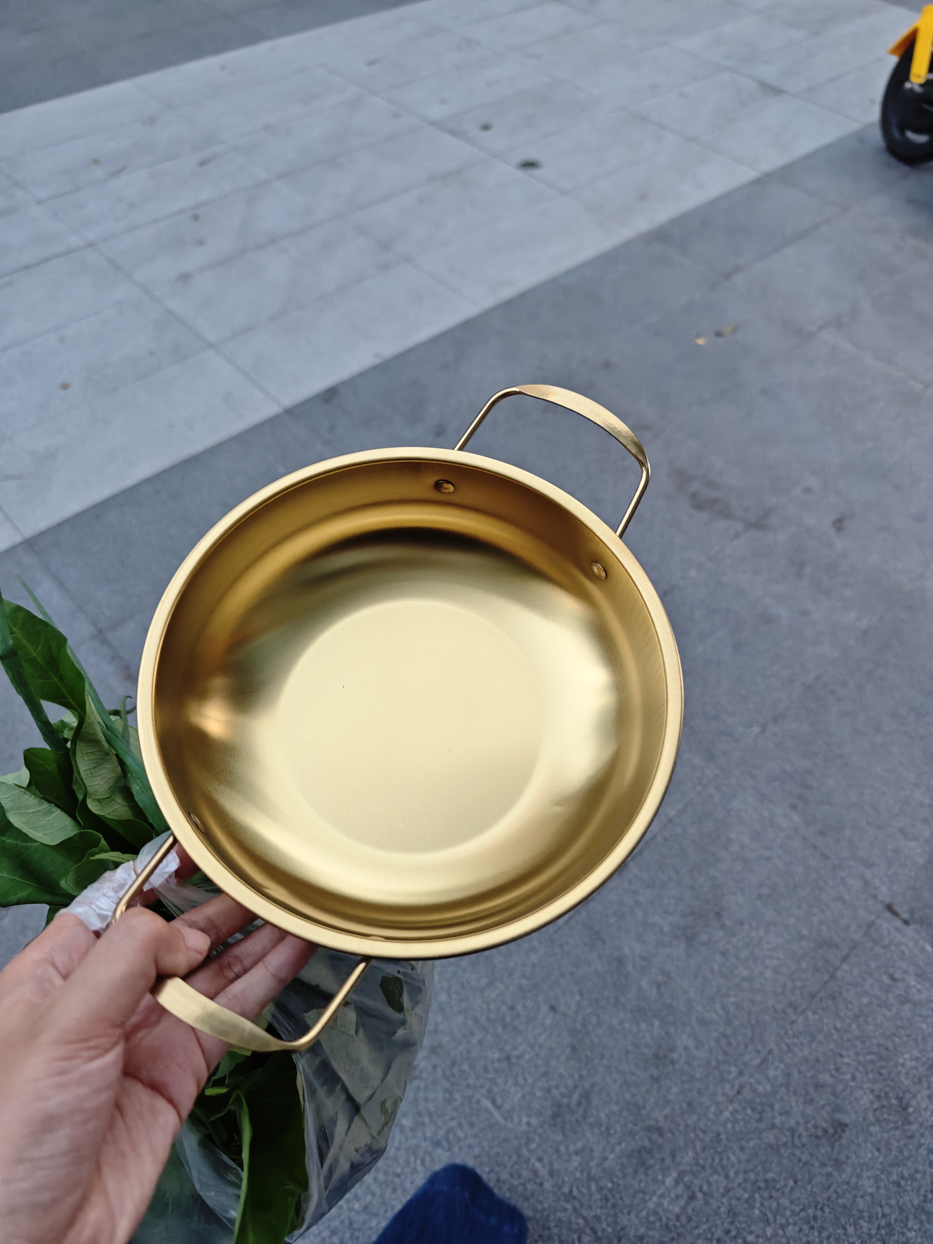 网红海鲜金锅不锈钢韩式锅双耳汤网红泡面金色加厚耐用加固小干锅 金色 20cm 实拍图