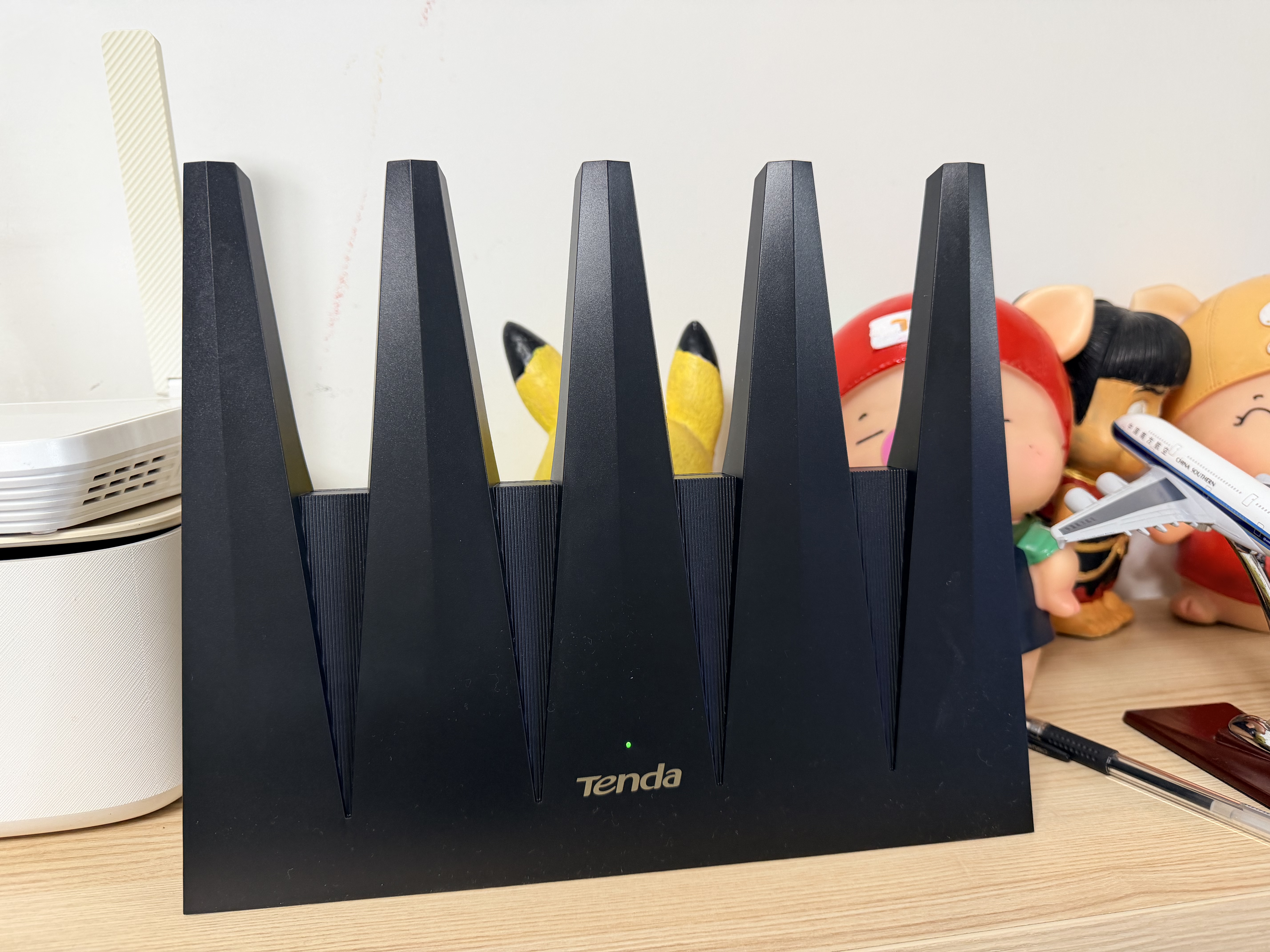 Tenda腾达路由器WiFi7【泰山BE7200 Ultra】千兆穿墙王信号放大器增强无线家用电竞立式BE12 Pro 实拍图