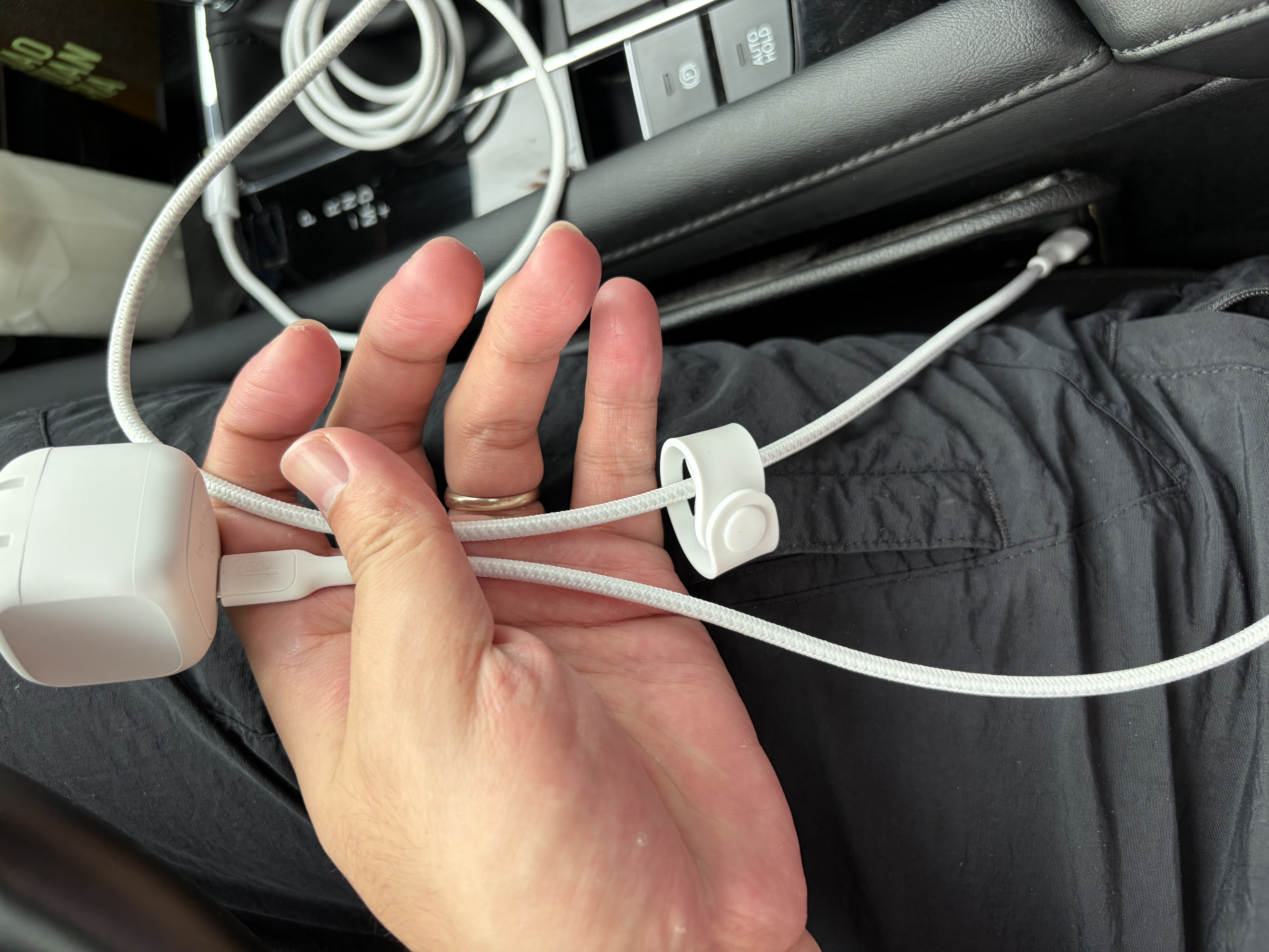 贝尔金（BELKIN）适用苹果充电器 超小30W快充头 小冰块苹果17手机充电头 usb-c数据线 type-c充电器套装 实拍图