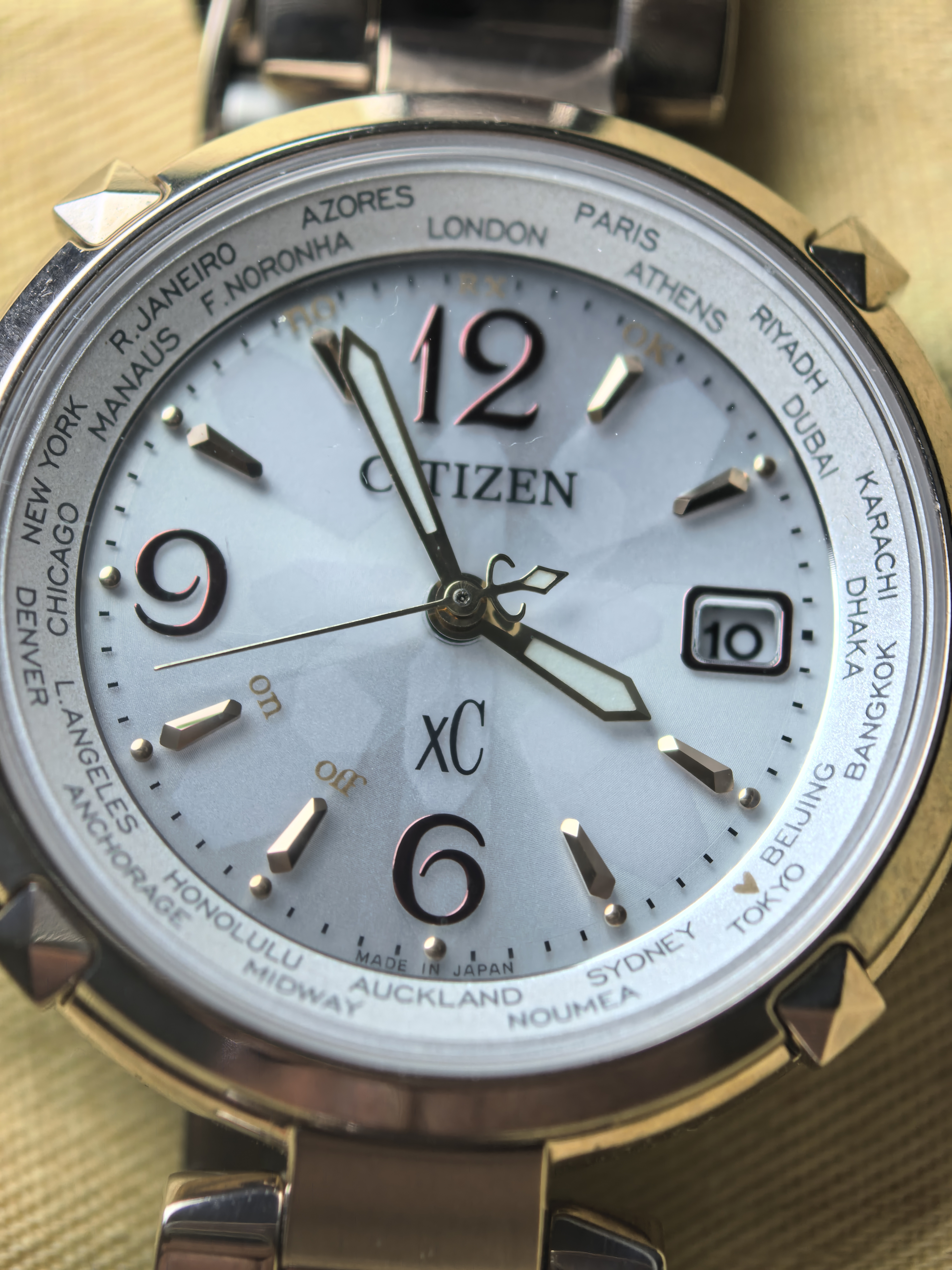 西铁城（CITIZEN）手表女日韩表xC系列光动能电波舒博钛时尚送女友礼物EC1047-57A 实拍图