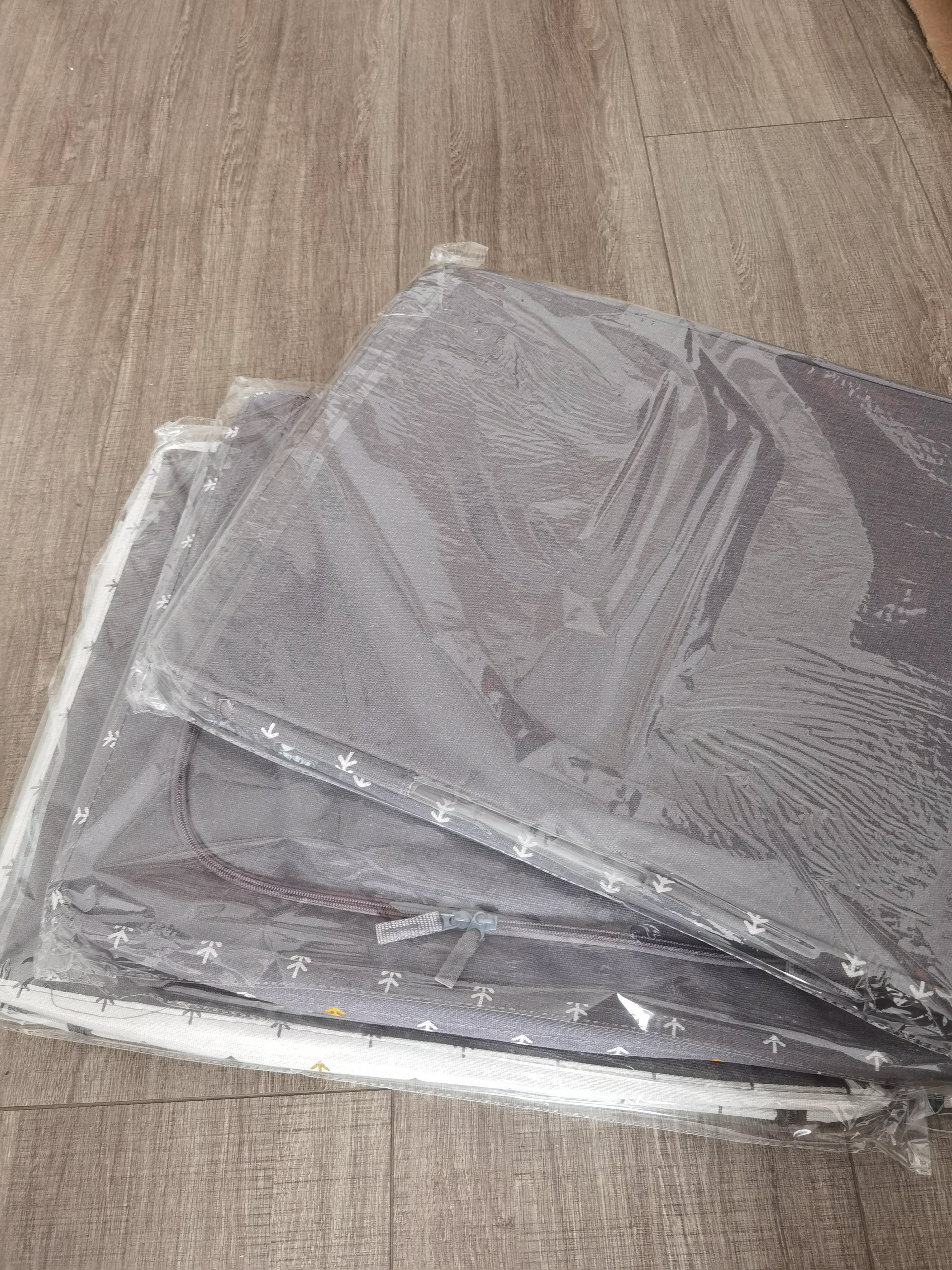 乐扣乐扣收纳箱衣物储物玩具衣服可折叠大号布艺家用被子整理箱玩具储物箱 梭梭树2白3灰【5个装】 66L 实拍图