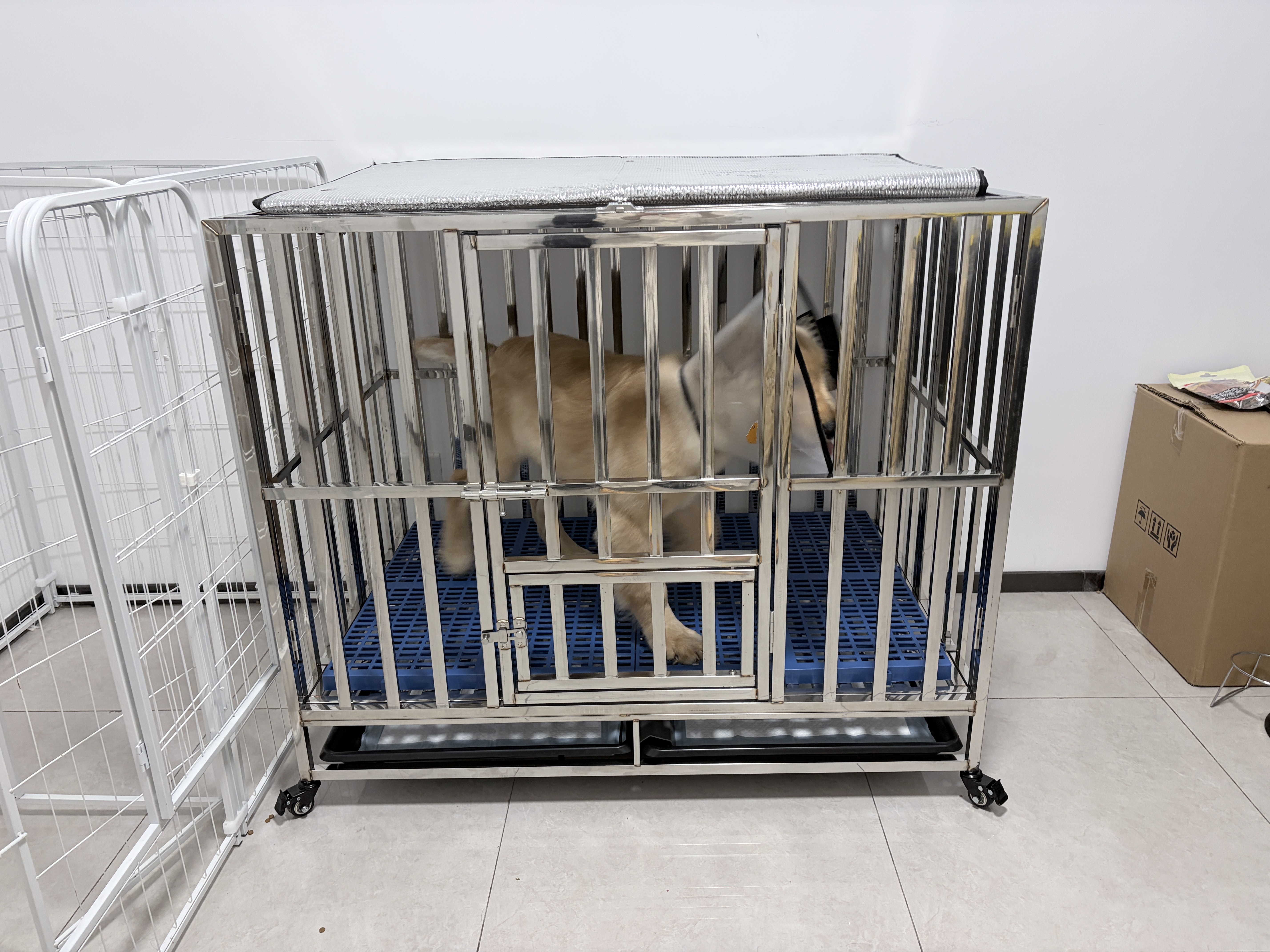 金百特 【不锈钢狗笼子】 金毛狗笼子中大型犬狗笼子宠物狗狗笼子狗屋高档狗别墅 【折叠款】110*72*95-激光满焊 实拍图