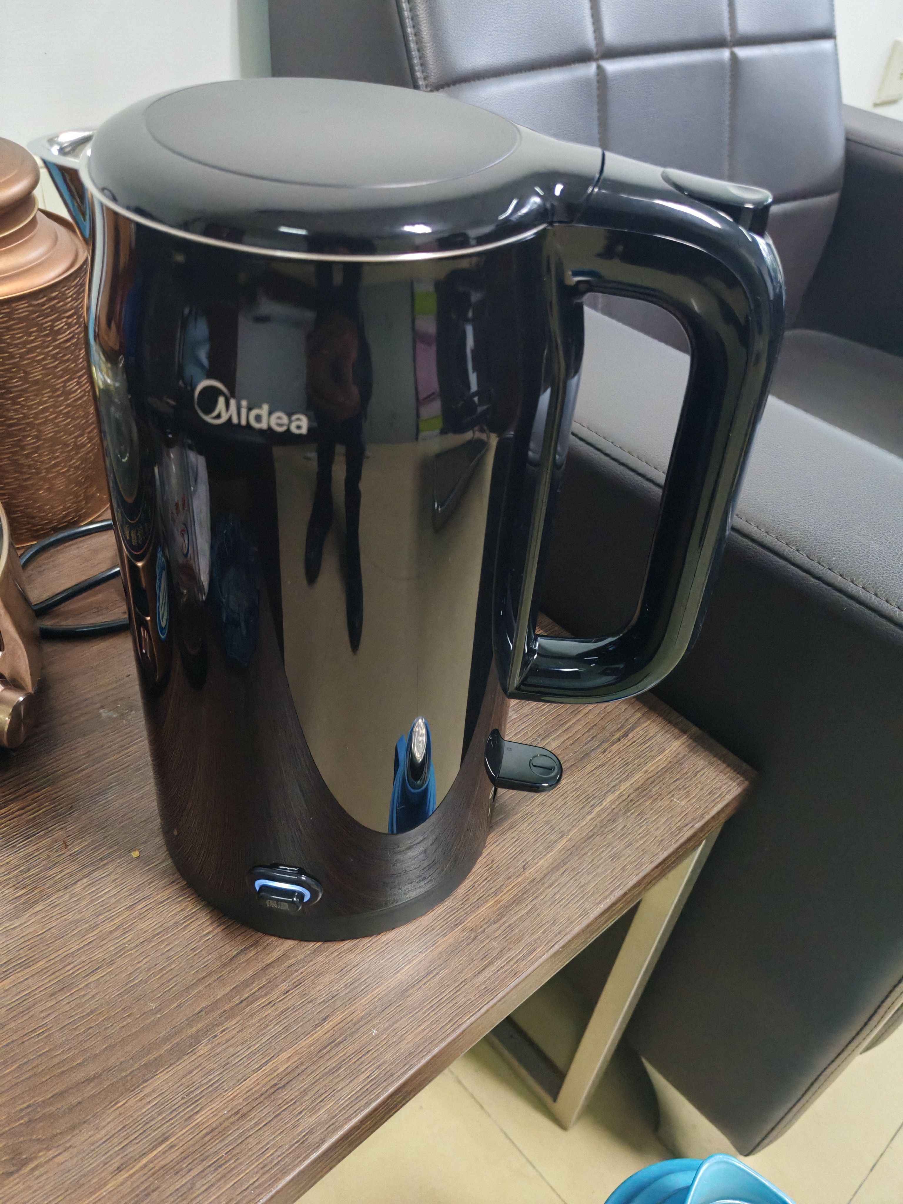 美的（Midea）电水壶电热水壶自动断电恒温水壶调奶器一键保温316L母婴级不锈钢2L大容量泡茶MK-SHE2002-PRO 实拍图