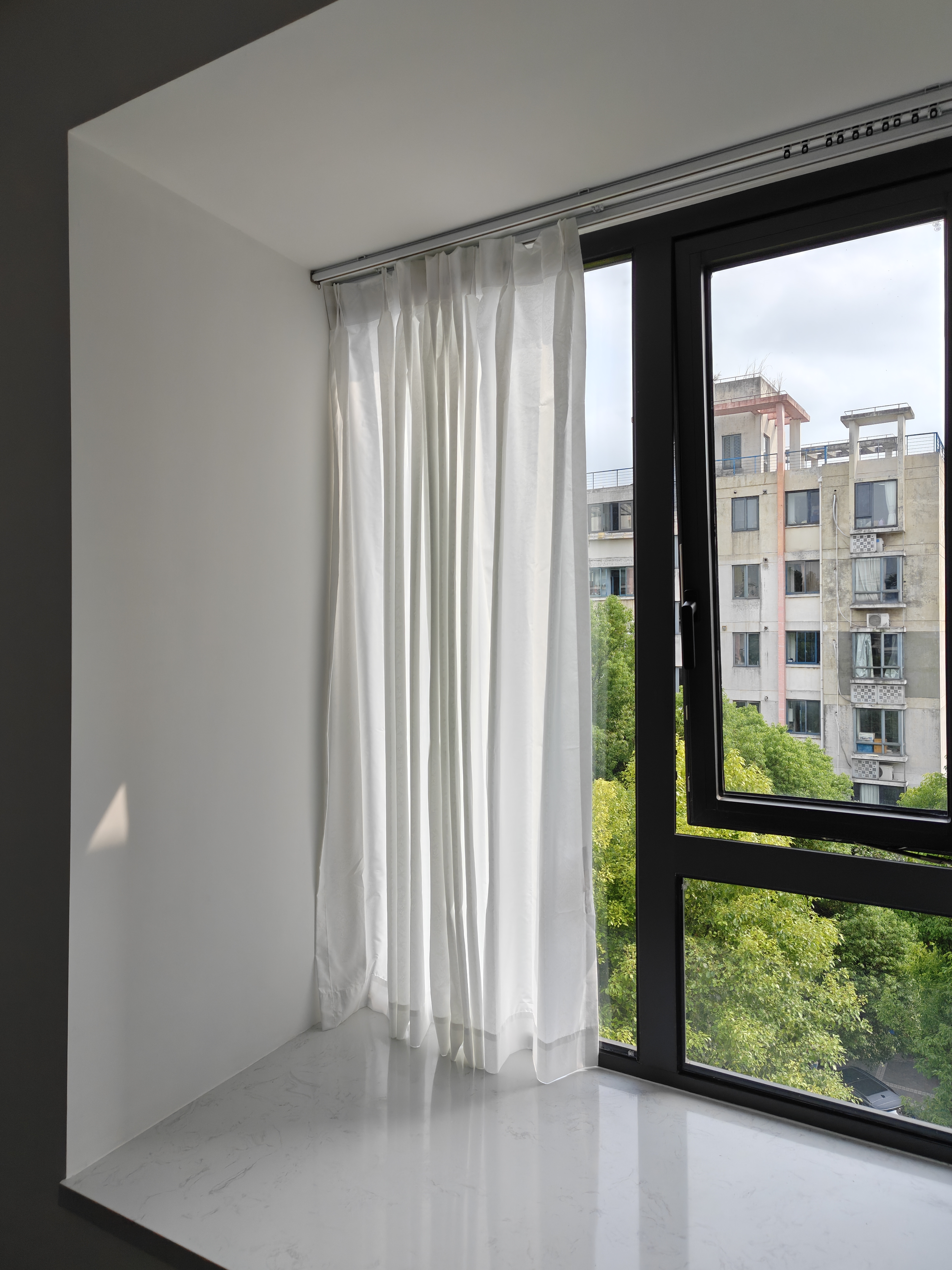 金蝉定制全遮光窗帘 绍兴柯桥雪尼尔客厅卧室电动轨道一体家用高级感 【Mr全套样品礼包】2026新款(布+纱) 上门测量安装 收藏加购后 拍单免费寄样品测量 米 实拍图