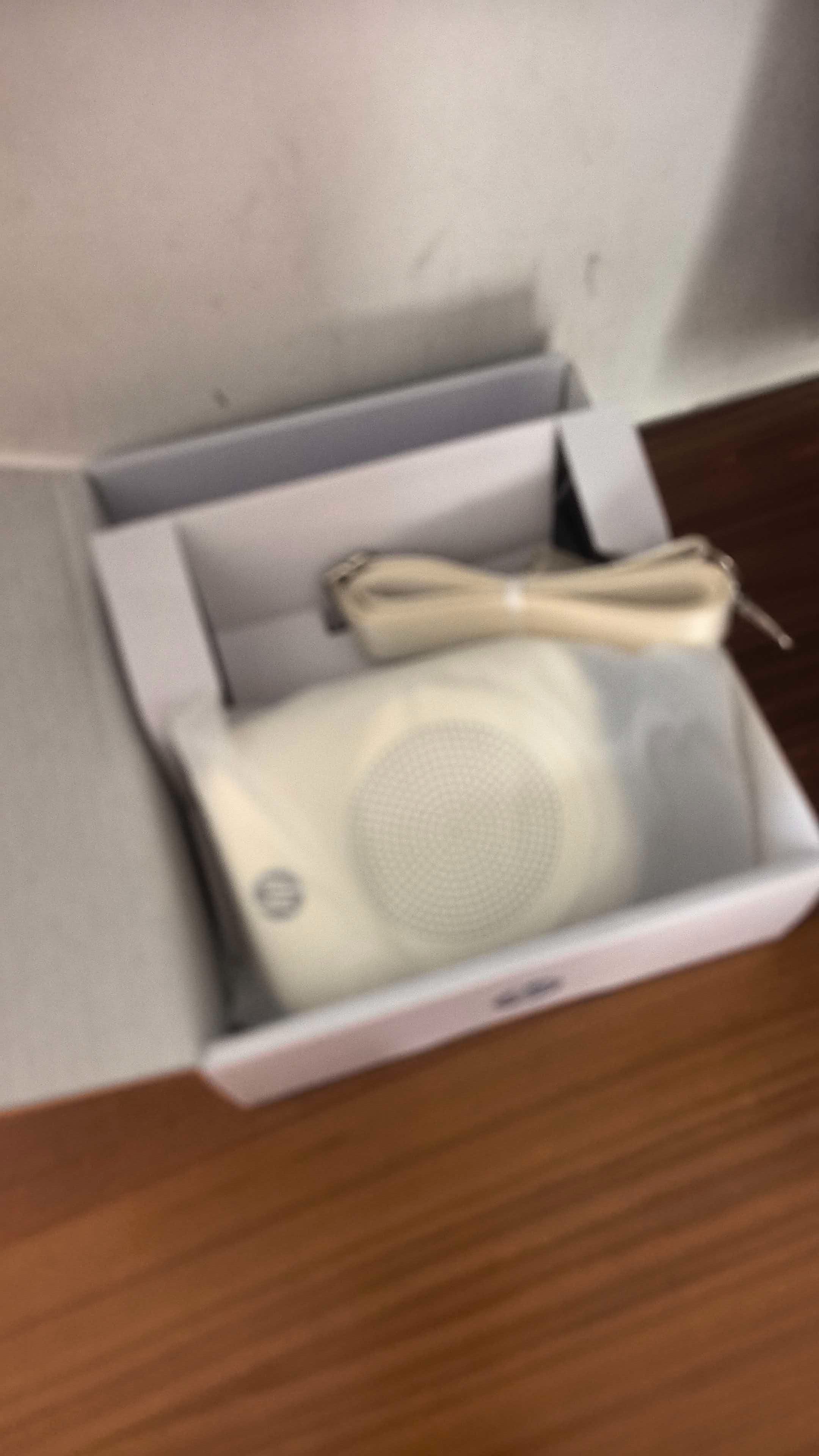 惠普（HP）LS261SE小蜜蜂扩音器教师专用 扬声器蓝牙音箱小喇叭音响腰挂麦克风导游插卡便携喊话教学讲课米色 实拍图