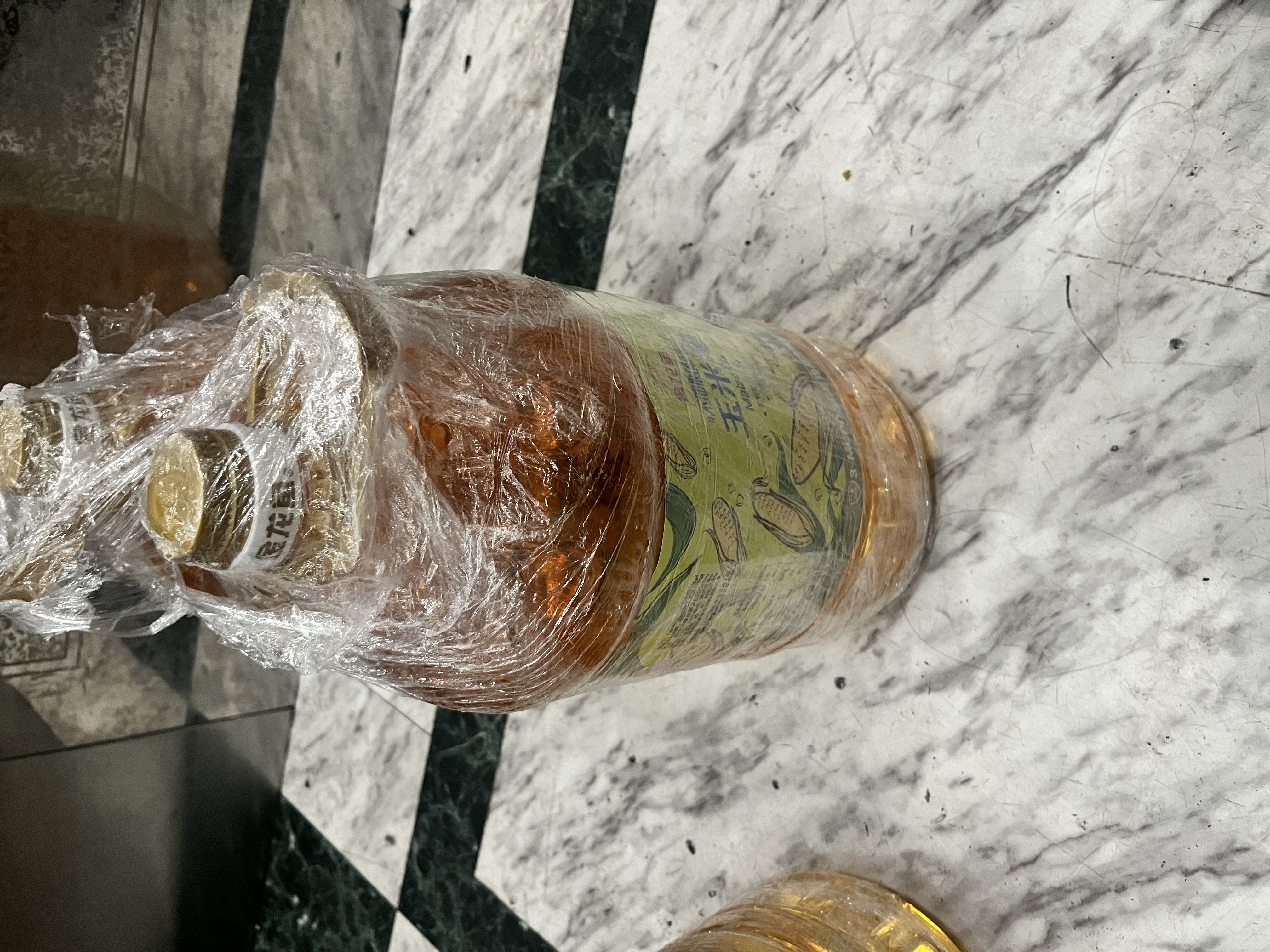 金龙鱼 食用油 非转基因 物理压榨玉米油6.18L（蕴含植物甾醇） 实拍图