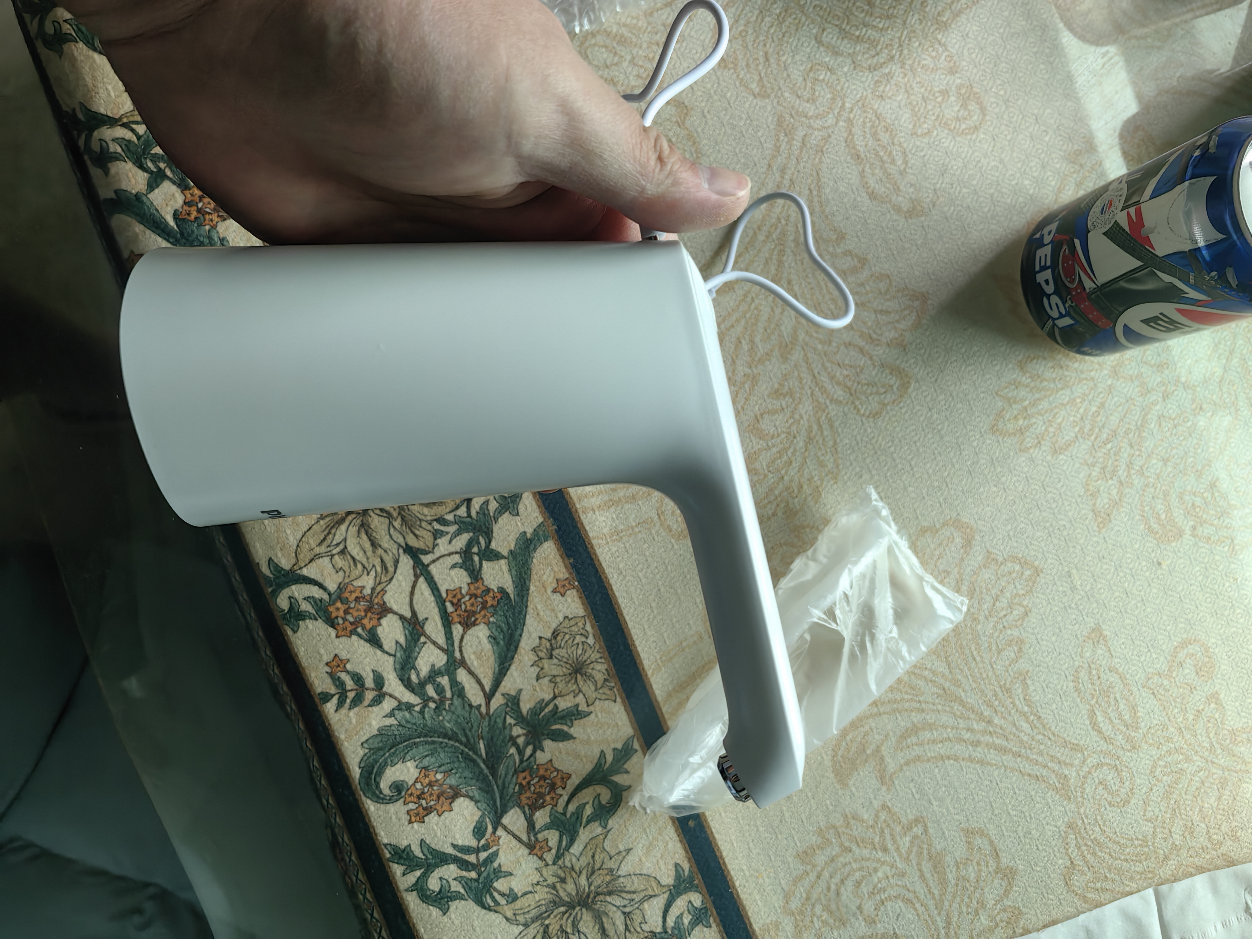 飞利浦（PHILIPS）抽水器桶装水抽水神器自动抽水泵折叠饮水机上水器电动抽水机取水器压水器 矿泉水自动抽水机【Type-c接口】非 制热型 实拍图