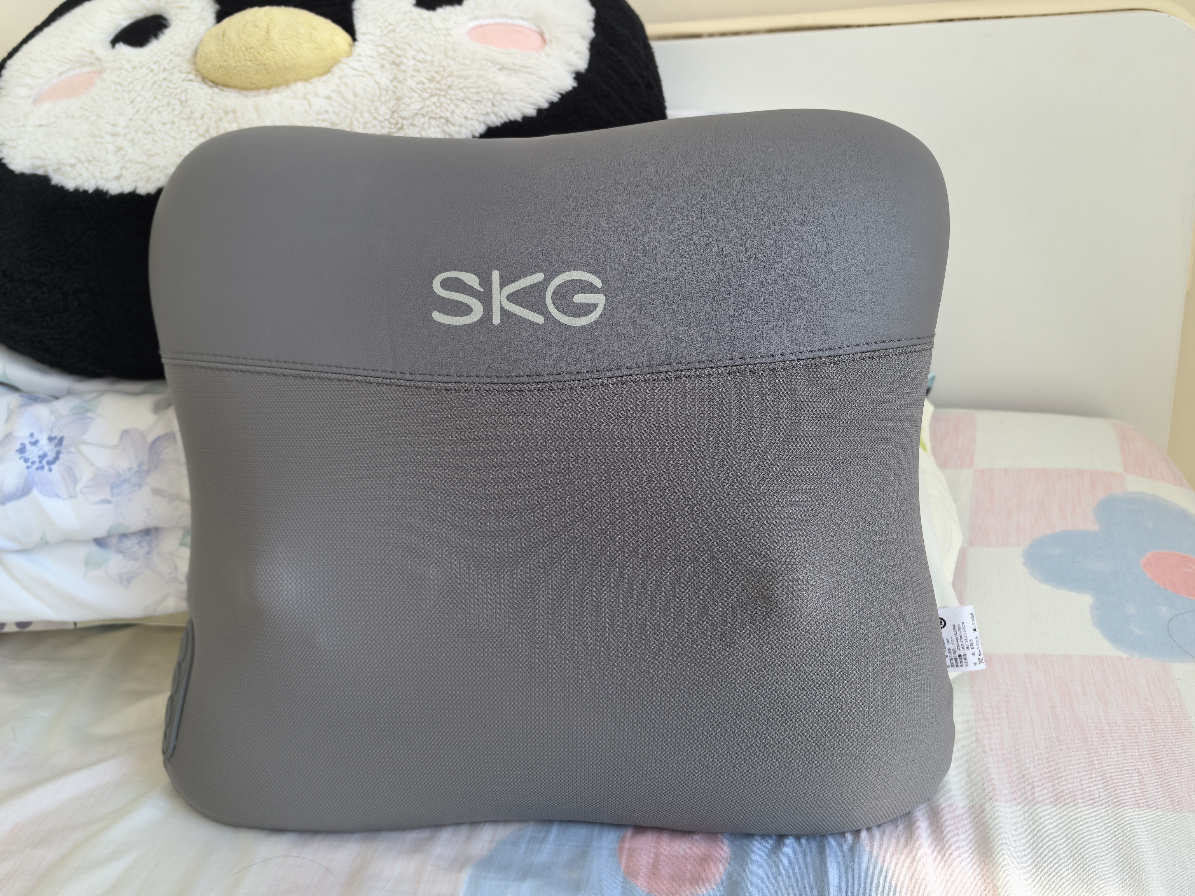 SKG 腰部按摩仪V5腰靠靠垫车载护腰颈椎肩颈腿背部热敷多功能按摩器生日礼物实用送男女友父母亲长辈 星空灰-限定礼盒 实拍图