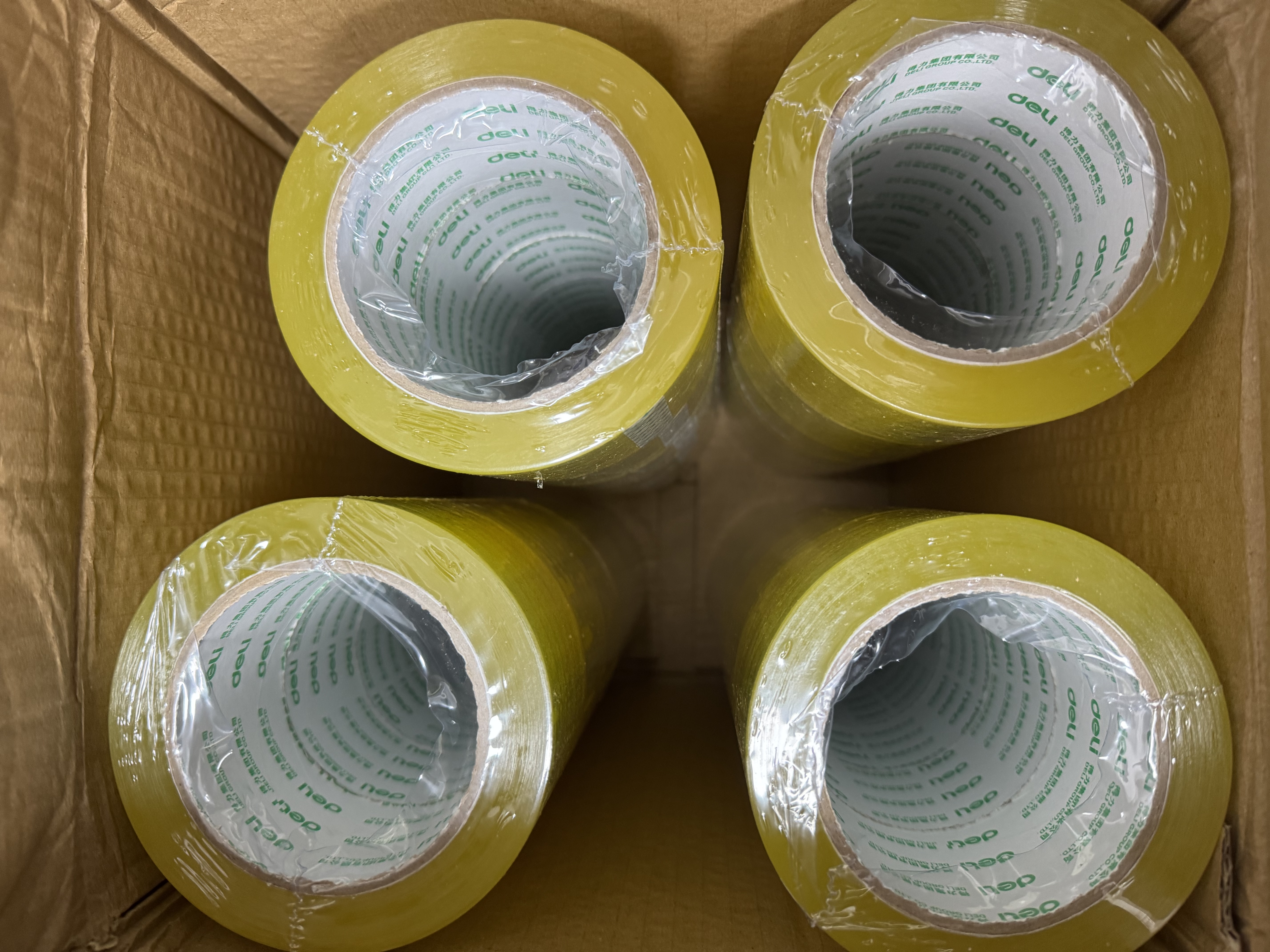 得力(deli)高品质透明黄封箱胶带打包 60mm*100y*48μm  24卷整箱装 封箱器 办公用品 JD420 实拍图
