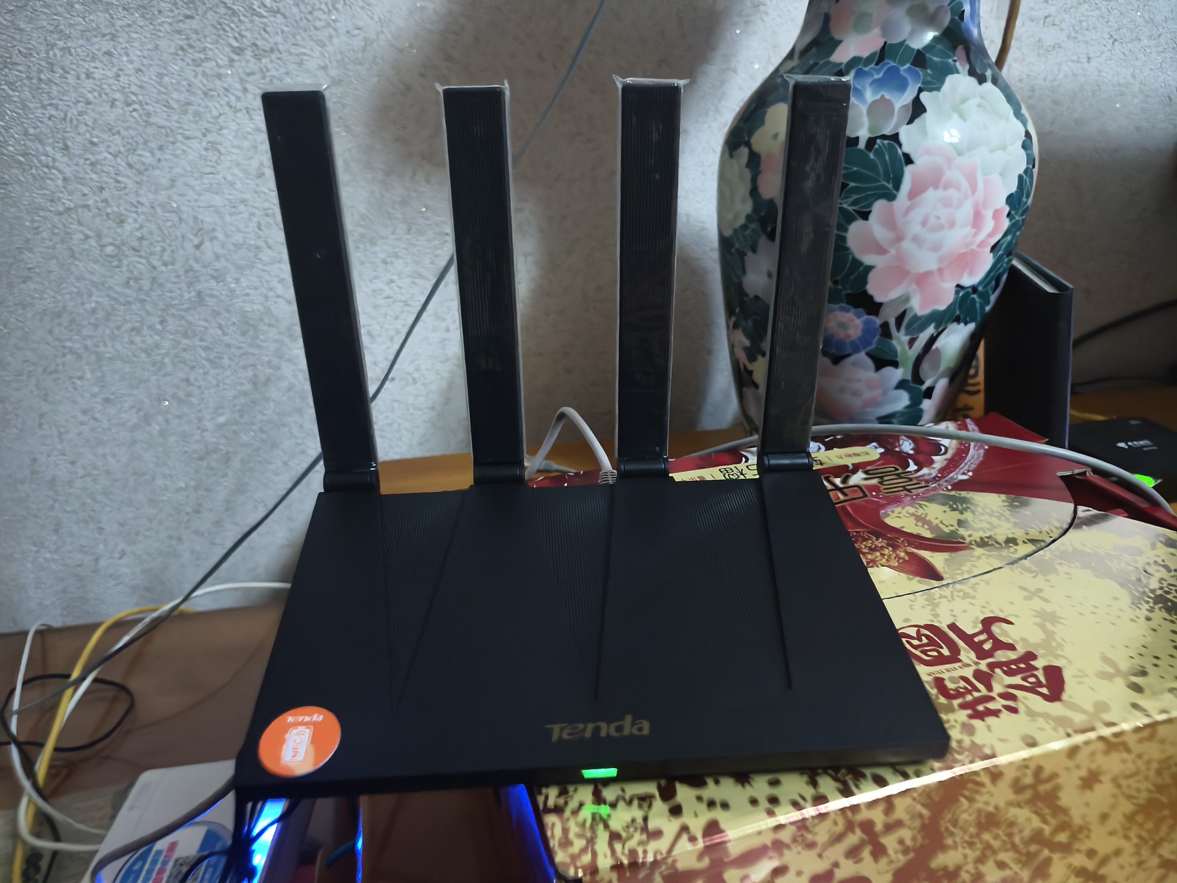 Tenda腾达路由器WiFi6+【泰山AX3000 Ultra】千兆穿墙王信号放大器增强无线家用甄选高配芯片AX12 Pro 实拍图