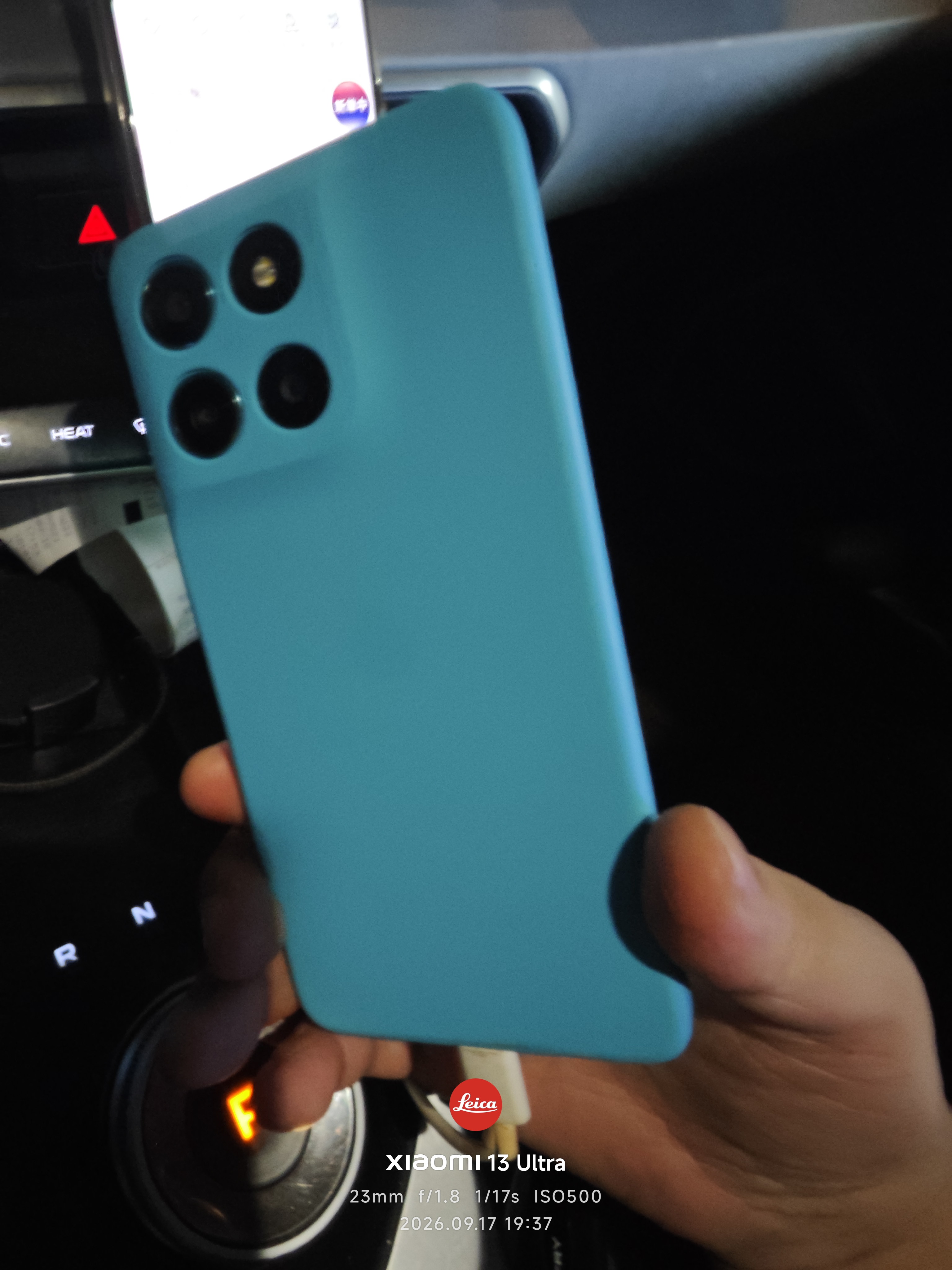 摩托罗拉 联想moto g100 四年质保 LCD护眼屏 7000mAh 国家补贴 应用六开 多场景NFC  12GB+256GB 晴空蓝 实拍图