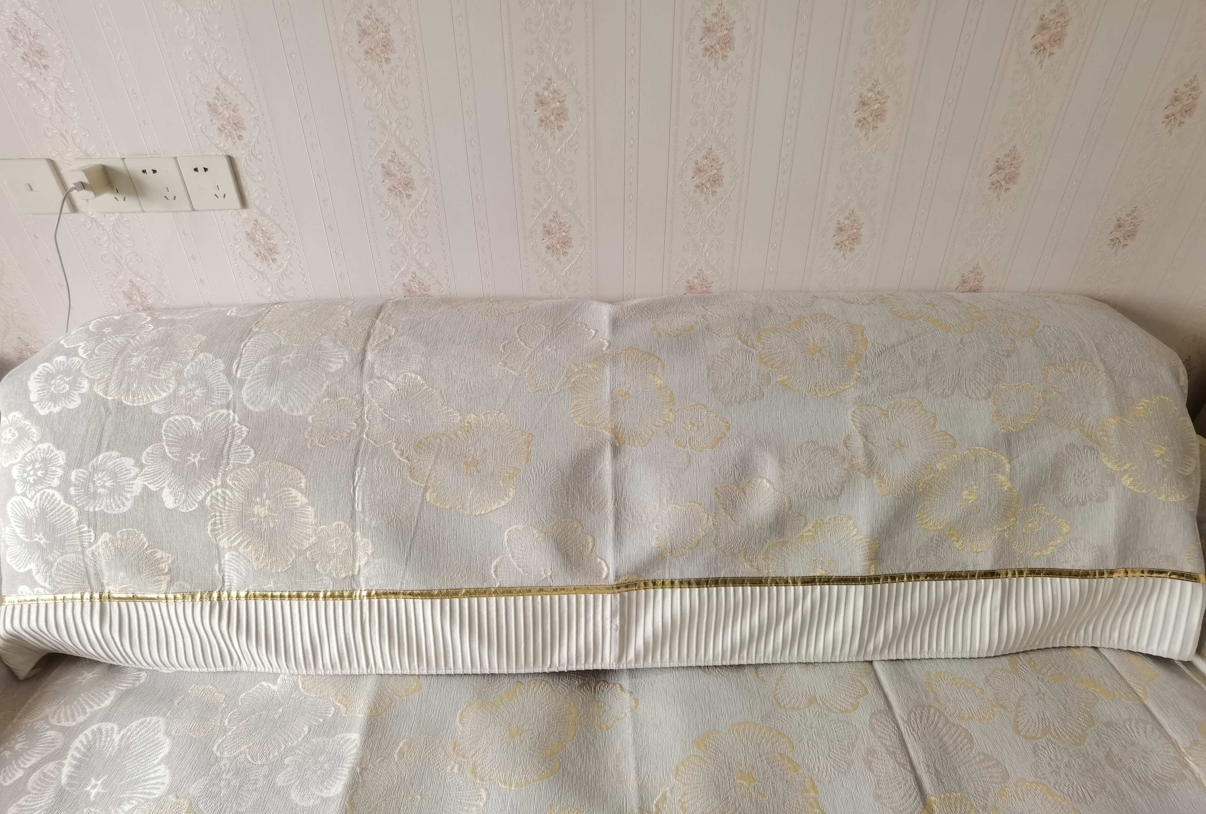 钟爱一生高级感雪尼尔沙发垫四季通用坐垫皮沙发套罩盖布座垫金花90*240cm 实拍图
