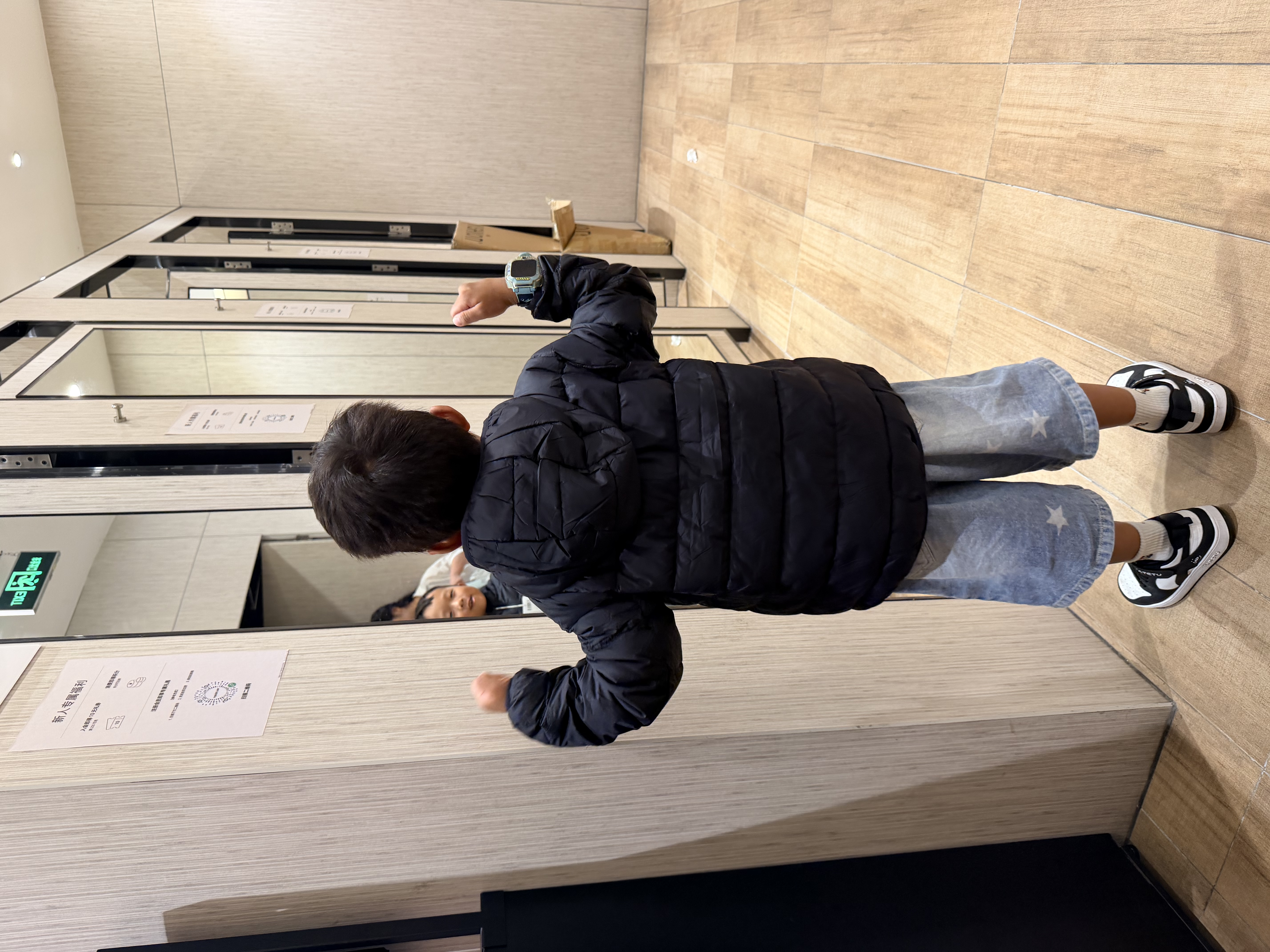 迷你巴拉（minibala）【防水透湿】男女童保暖连帽三防保暖儿童羽绒外套2026年秋冬新款 黑色90001 【灰鸭绒-1000+洁净度】 130 【充绒量52.6g】 实拍图