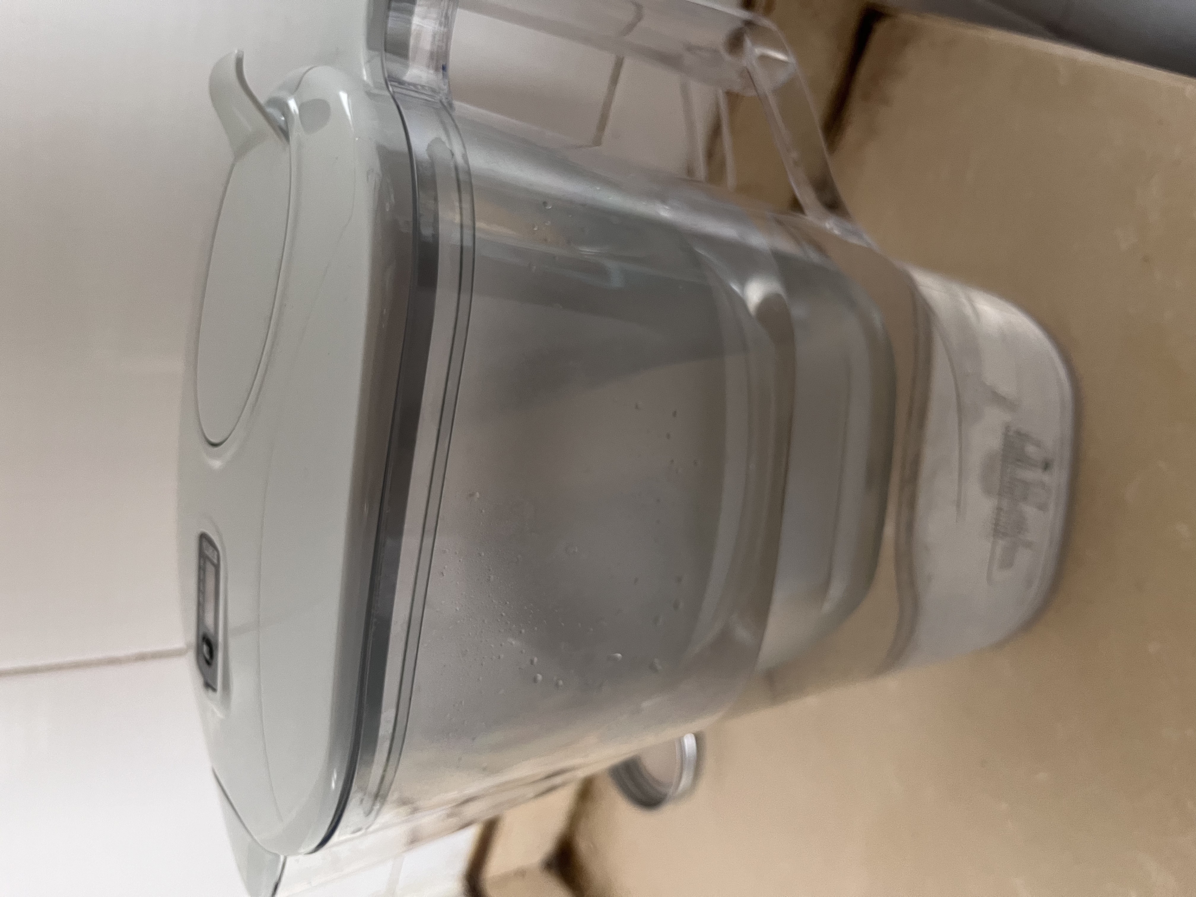碧然德（BRITA）过滤净水器 家用滤水壶 净水壶 海洋系列 去水垢专家版滤芯11枚 环保加固包装 实拍图