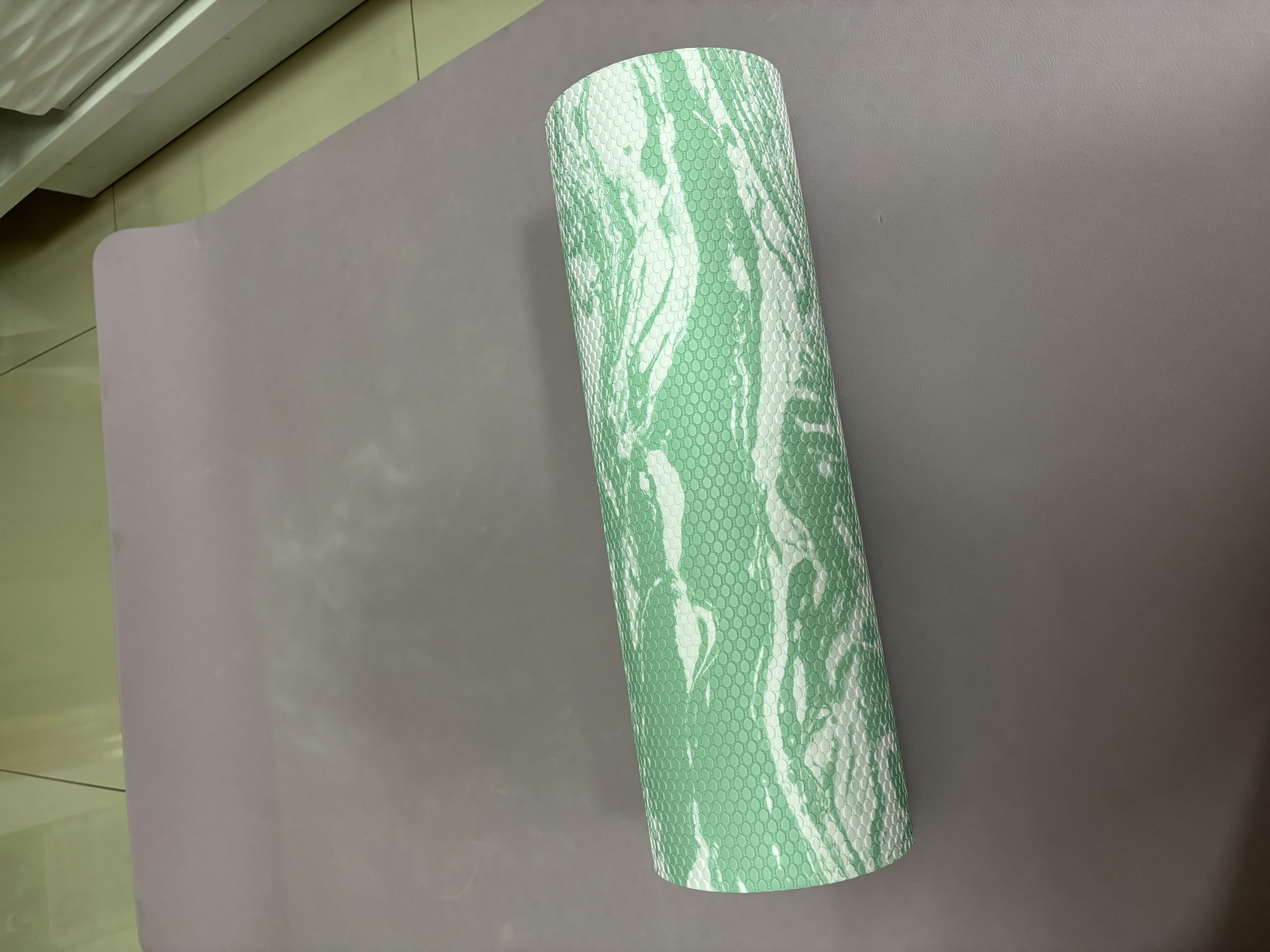 yottoy泡沫轴浮点初学者实心滚轴滚筒按摩肌肉放松瑜伽柱 45*15cm绿混色 实拍图