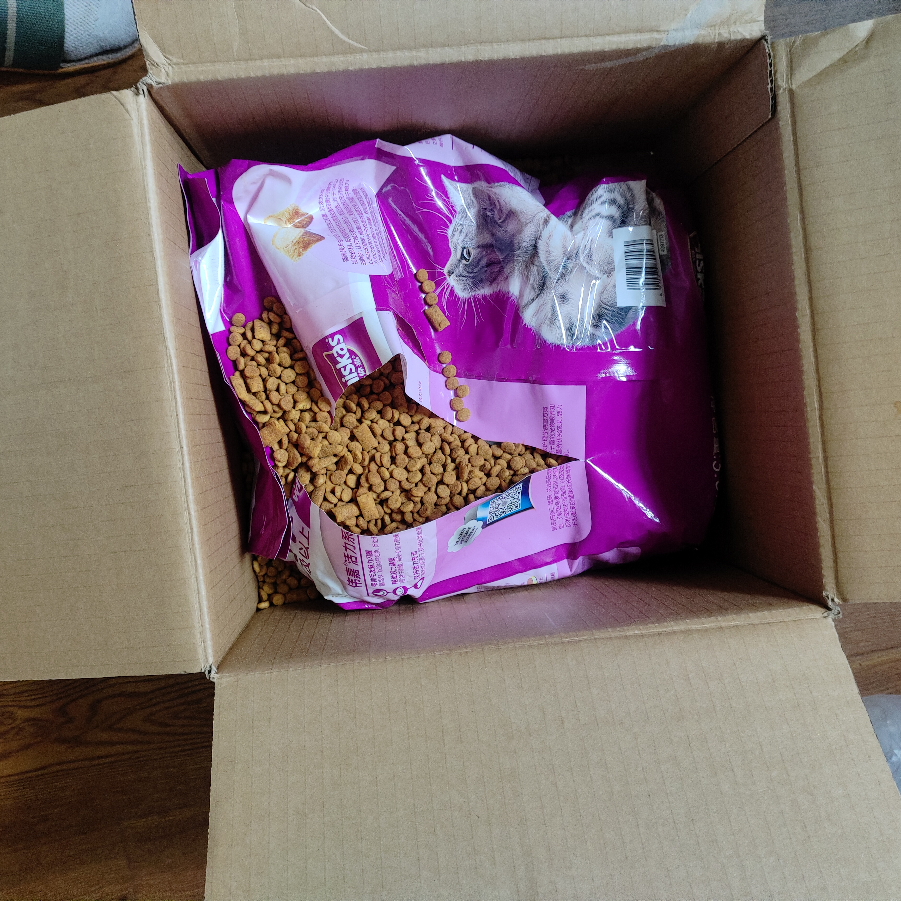 伟嘉成猫猫粮3.6kg吞拿鱼及三文鱼口味布偶加菲英短猫咪成猫全价粮 实拍图