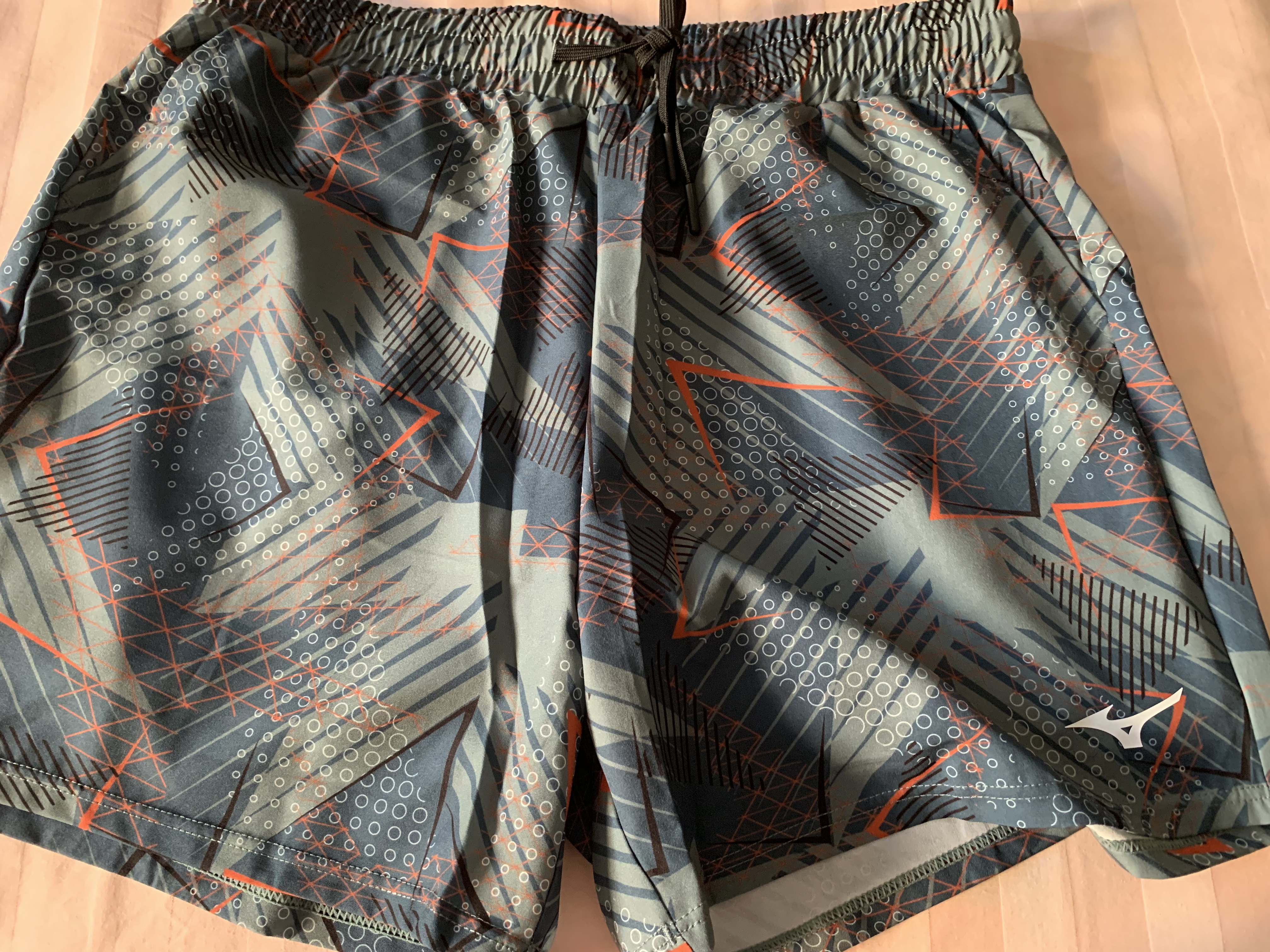 美津浓（MIZUNO）沙滩裤男防尴尬速干短裤可下水宽松泡温泉海边游泳裤B3104灰XL 实拍图