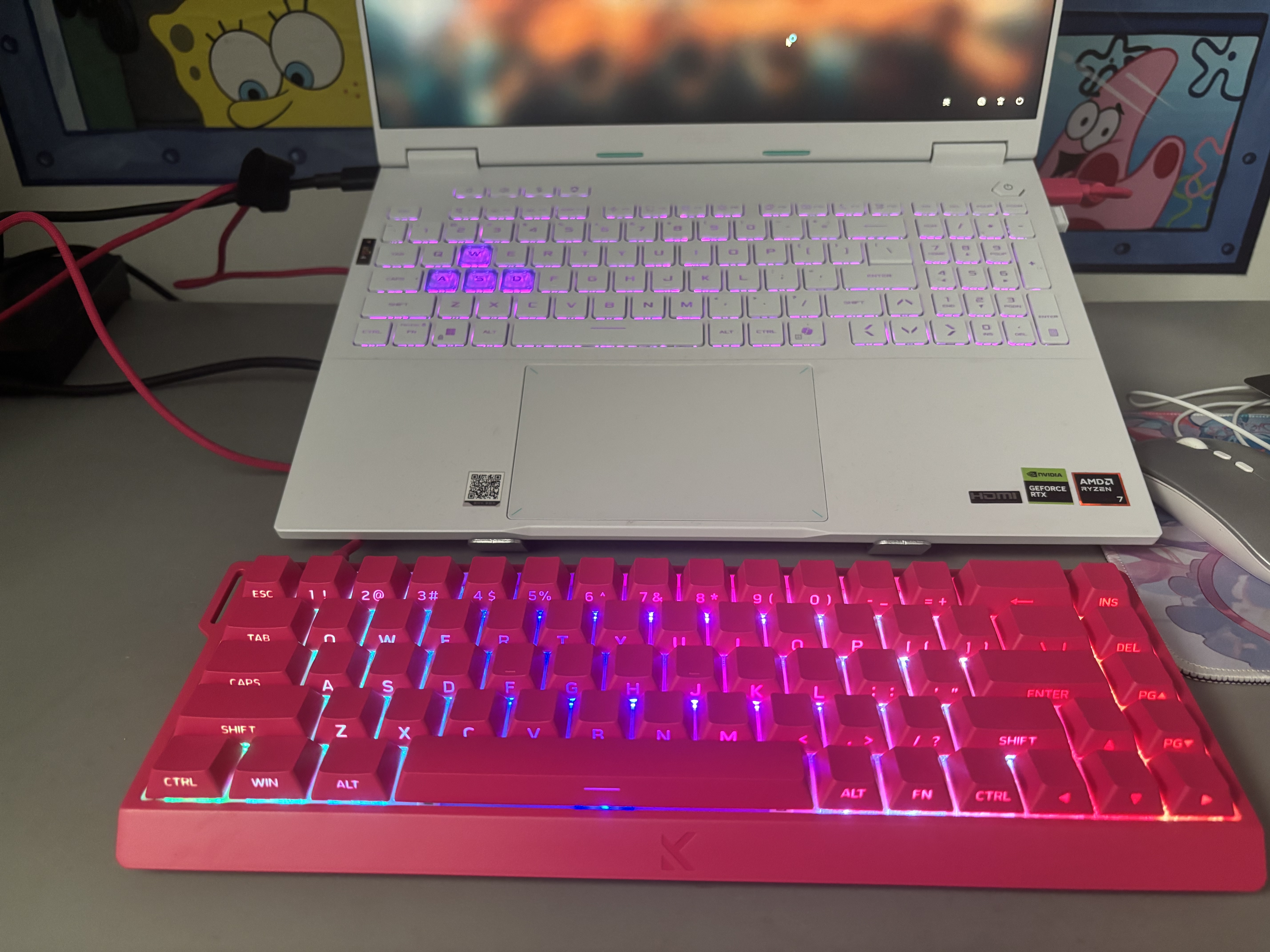 迈从（MCHOSE）Ace 68 V2磁轴键盘Gus同款RT电竞游戏低延迟60pro机械有线68键配列FPS双驱动无畏契约 Ace 68 超竞版 浆果红  闪电磁轴 实拍图