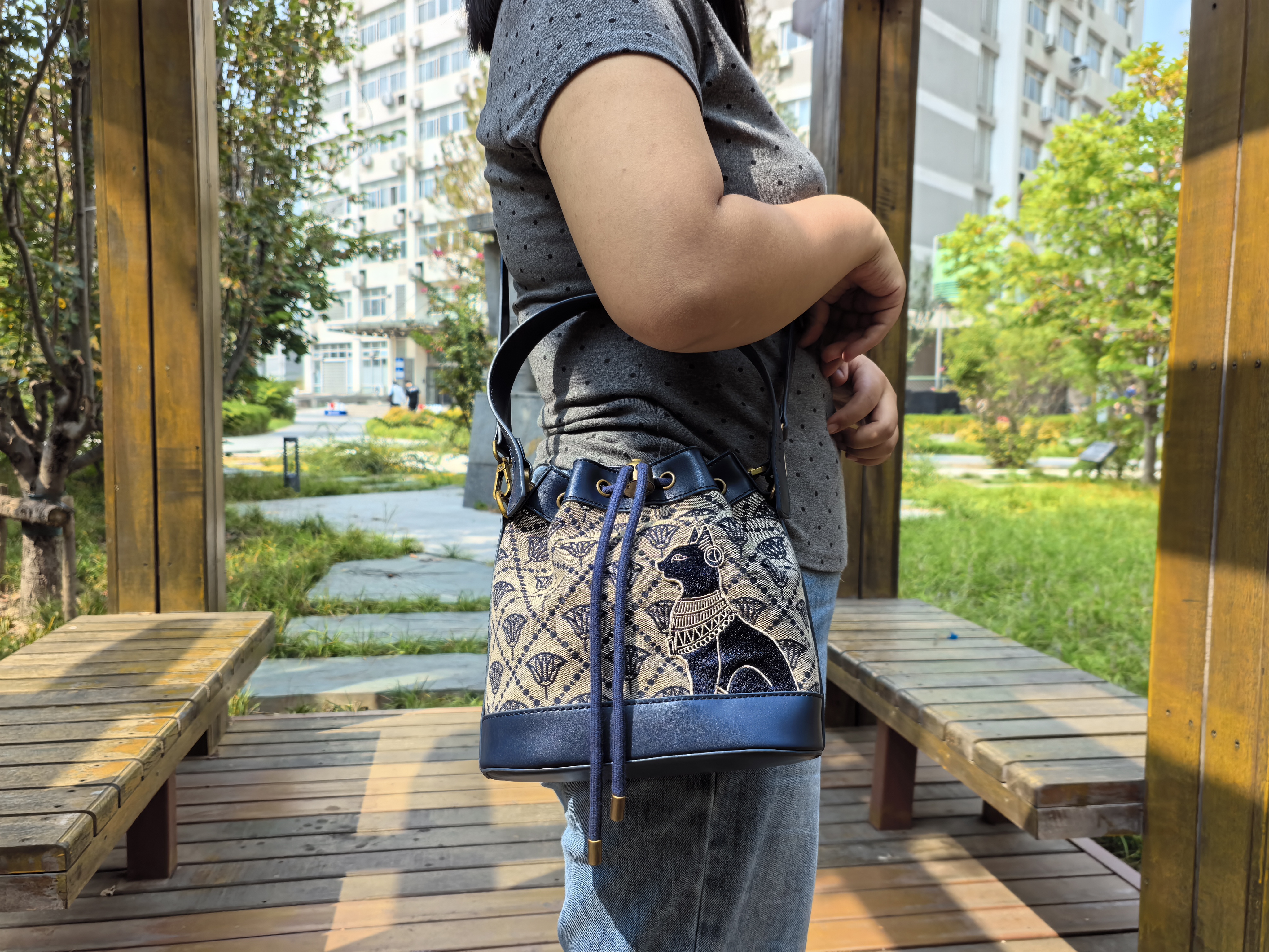 大英博物馆安德森猫包包女包提花水桶包轻奢斜挎手提包送女生生日礼物 实拍图