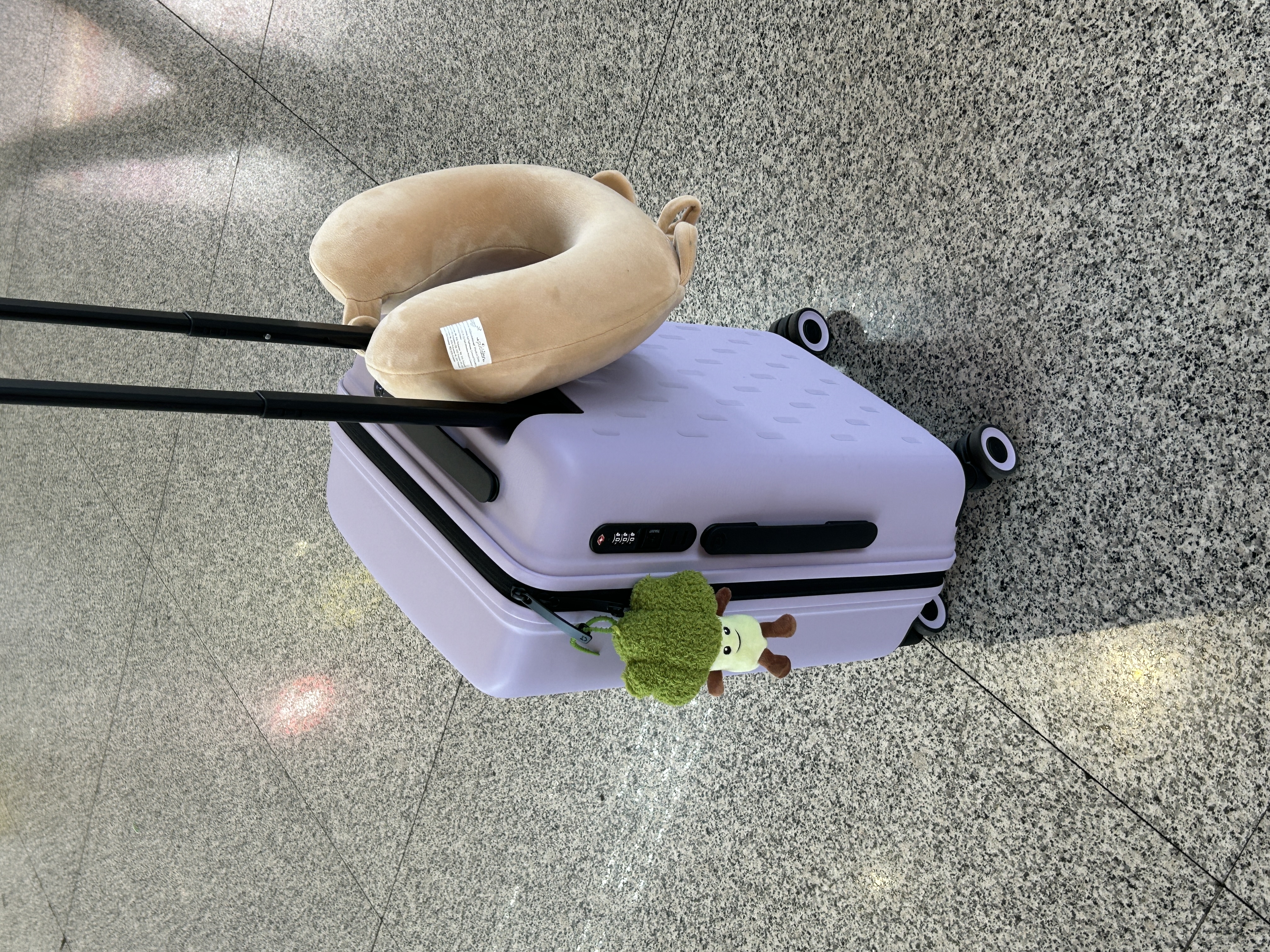 米家小米行李箱20英寸拉杆箱可登机箱万向轮旅行箱男女小型密码箱紫色 实拍图
