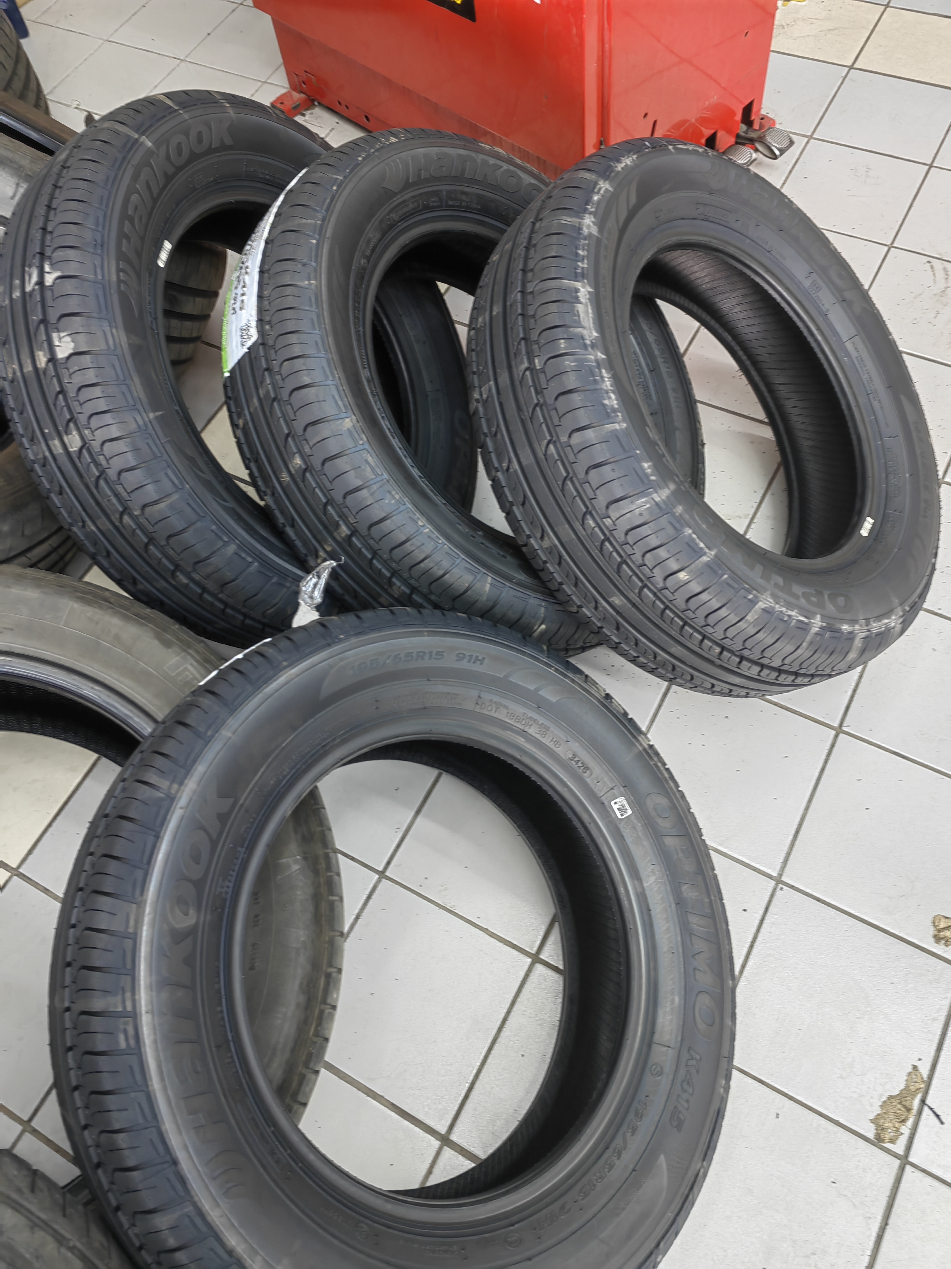 韩泰（Hankook）汽车轮胎 195/65R15 91H K415 原配宝来/高尔夫/朗逸/雷凌 实拍图
