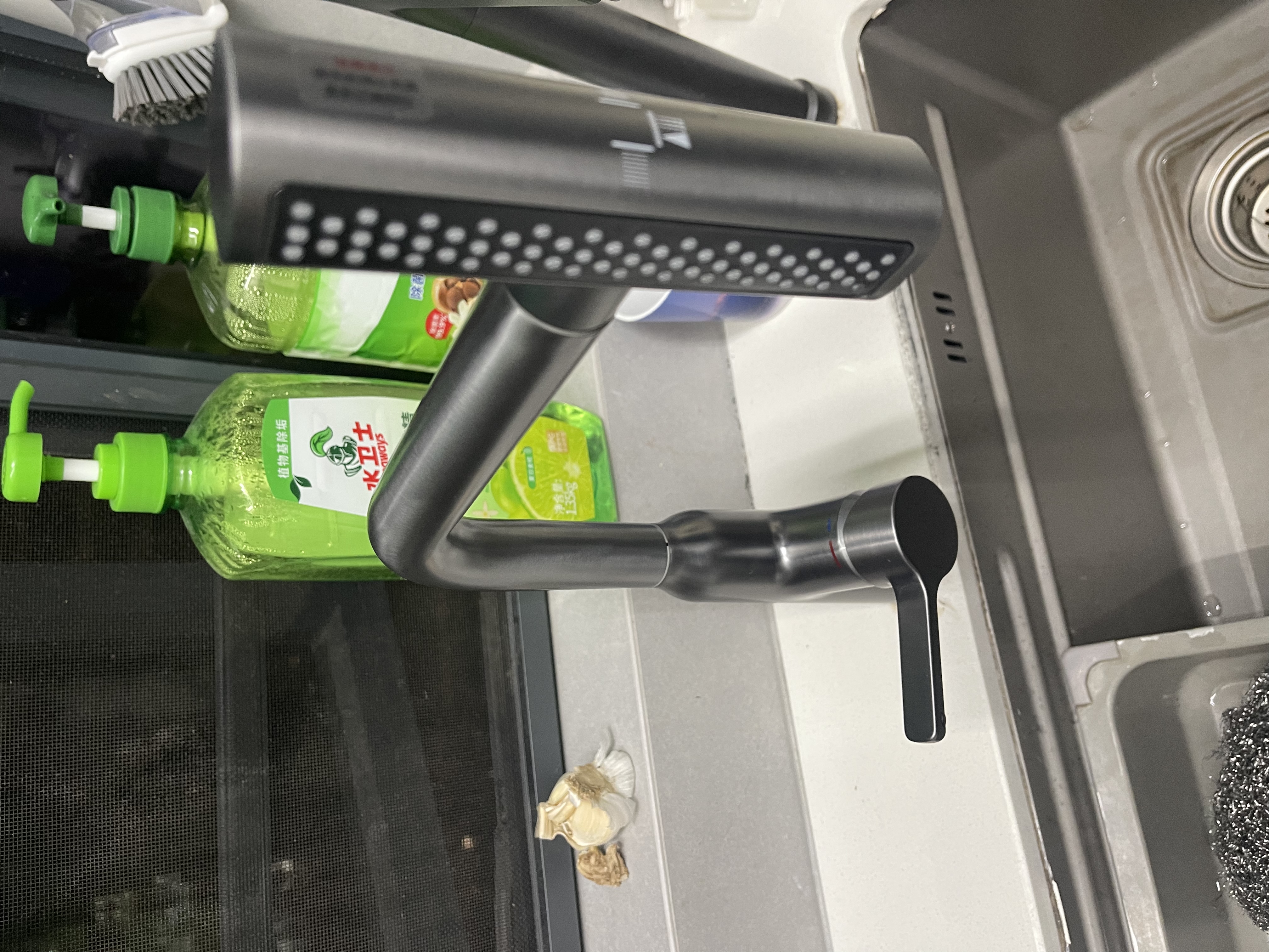 九牧（JOMOO）水龙头厨房洗菜盆冷热抽拉式飞雨瀑布水槽龙头33229 实拍图