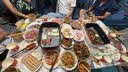 妙洁 保鲜罩 300只 一次性食品级保鲜膜套 强韧不易破 餐具高适配 实拍图