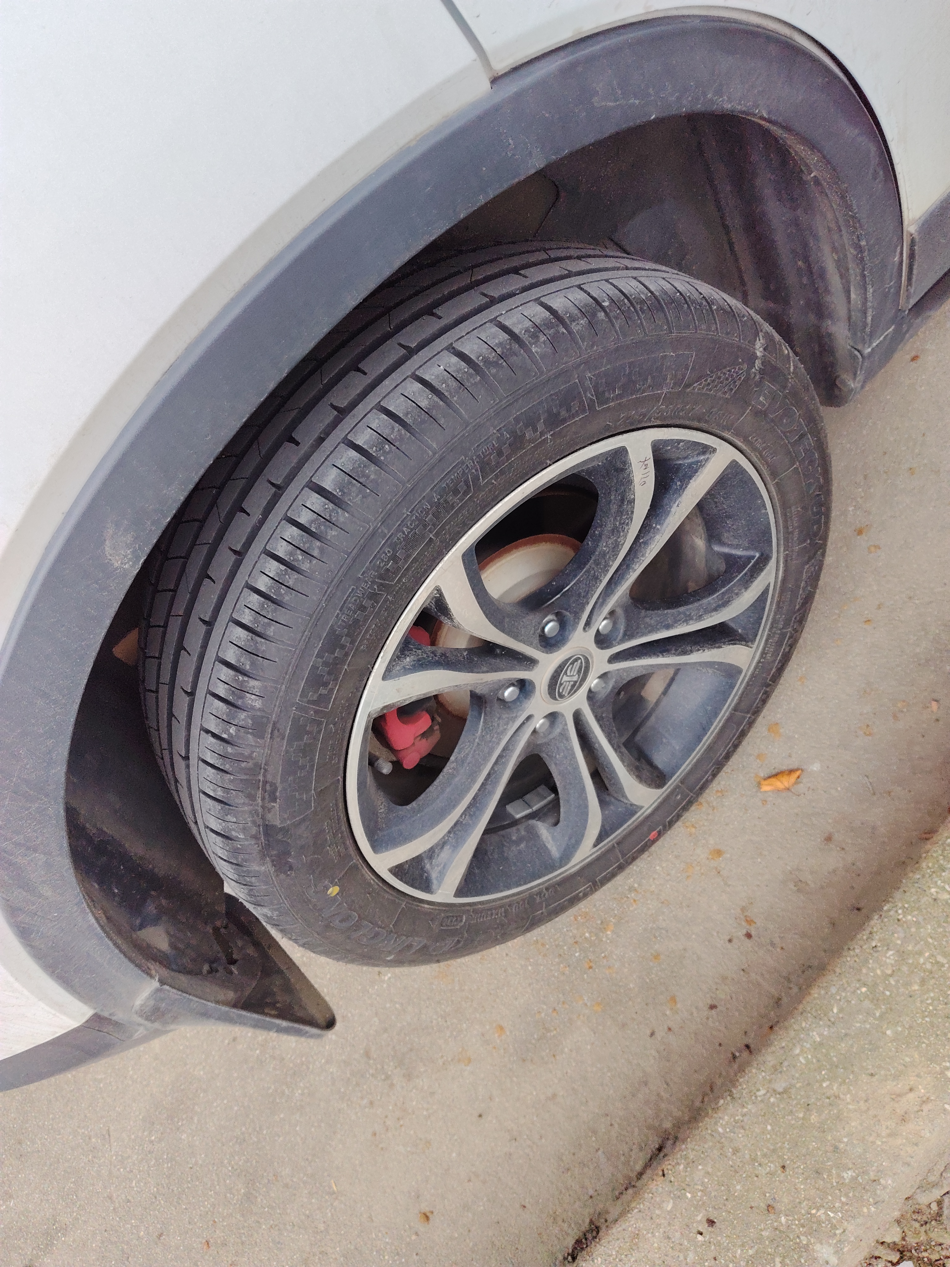玲珑轮胎汽车轮胎215/55R17 98W XL 玲珑臻选UD 适配本田XR-V/缤智/迈腾 实拍图