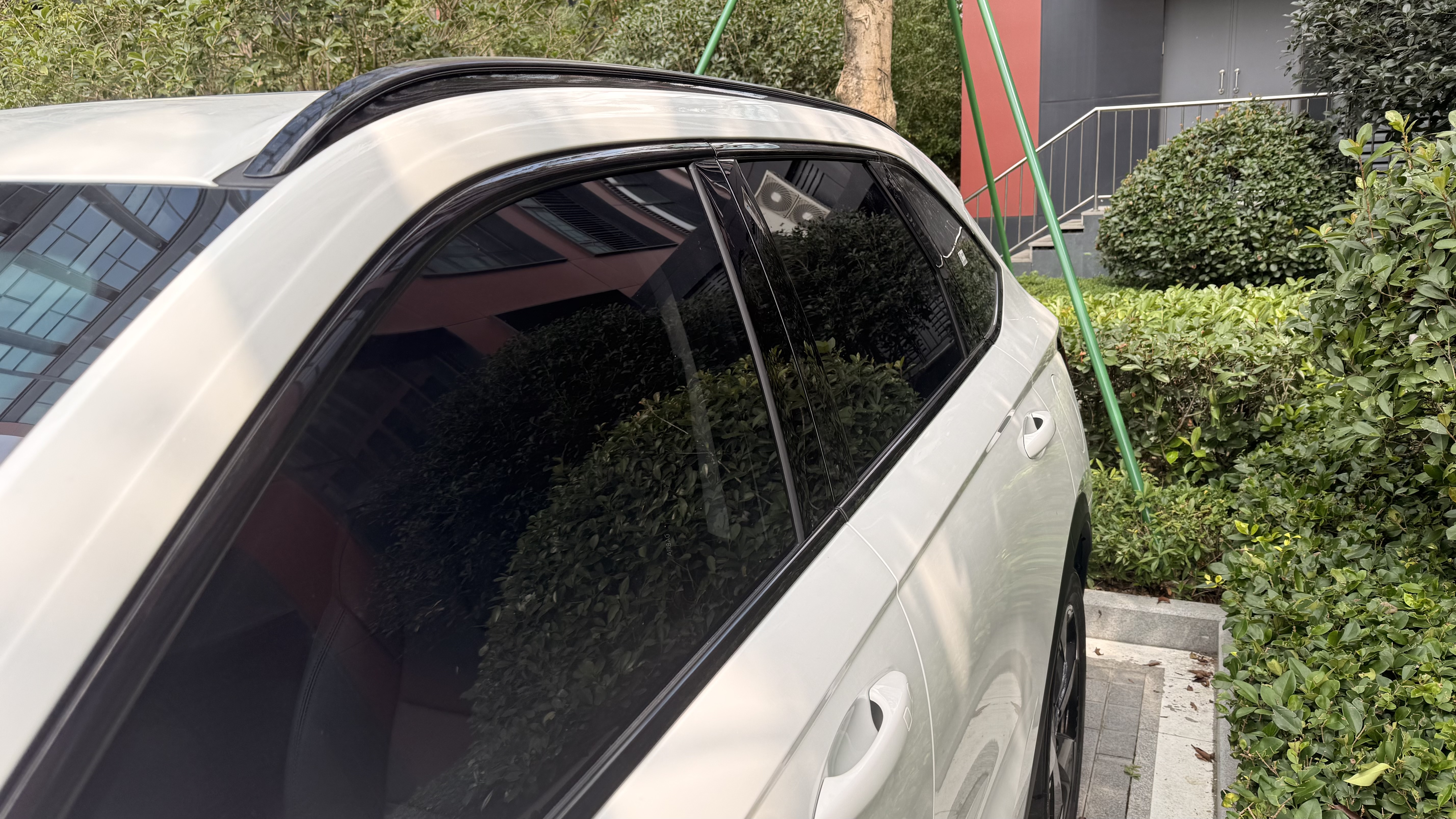 康得新KDX【全网爆款】汽车玻璃膜京钻系列汽车贴膜隔热膜防紫外线全车纳米陶瓷太阳膜包施工 前浅后深 实拍图