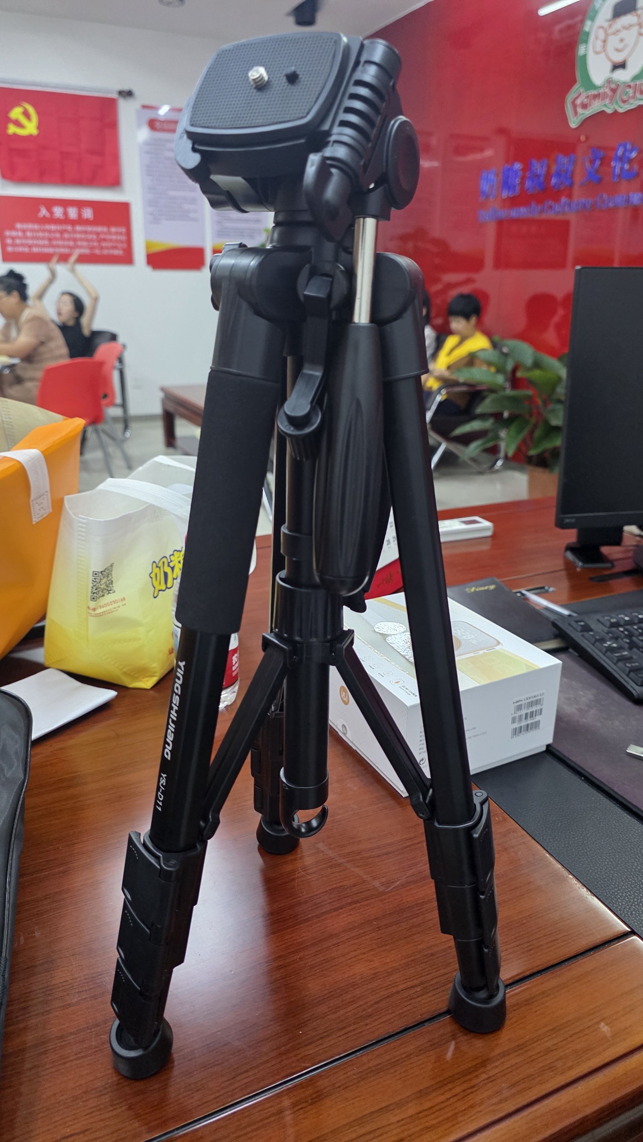 YPZX适用DJI大疆OM8/OM7/7P/6安全防水收纳盒保护手提单肩包斜跨三脚架手持延长杆补光灯麦克风夹麦 【适用OM8/7/7P】 1.4M摄影三脚架 实拍图