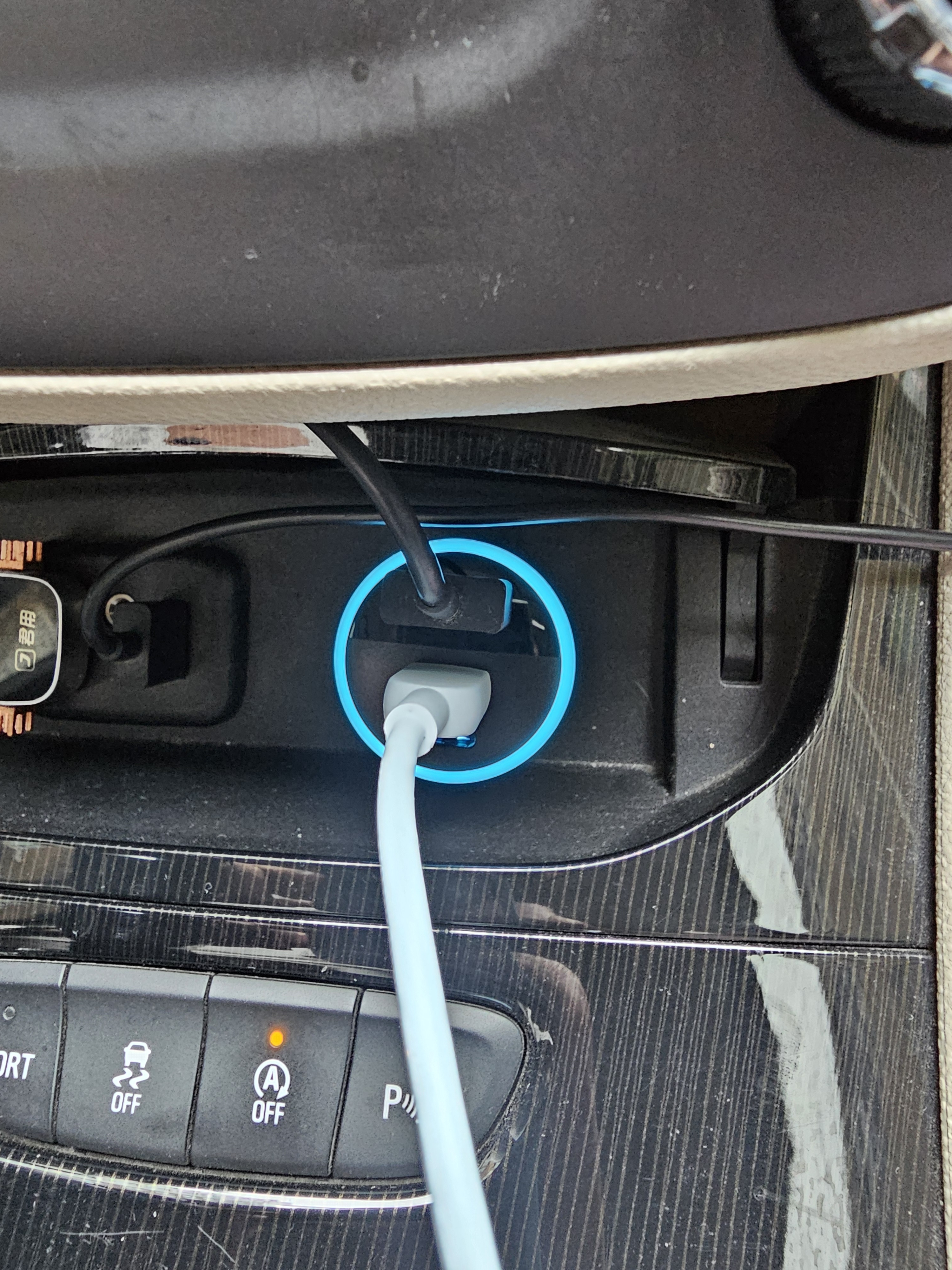 ANKER安克车载充电器67W汽车点烟器快充头转换器三口大功率车充适用华为小米苹果18/17安卓手机电脑 黑 实拍图