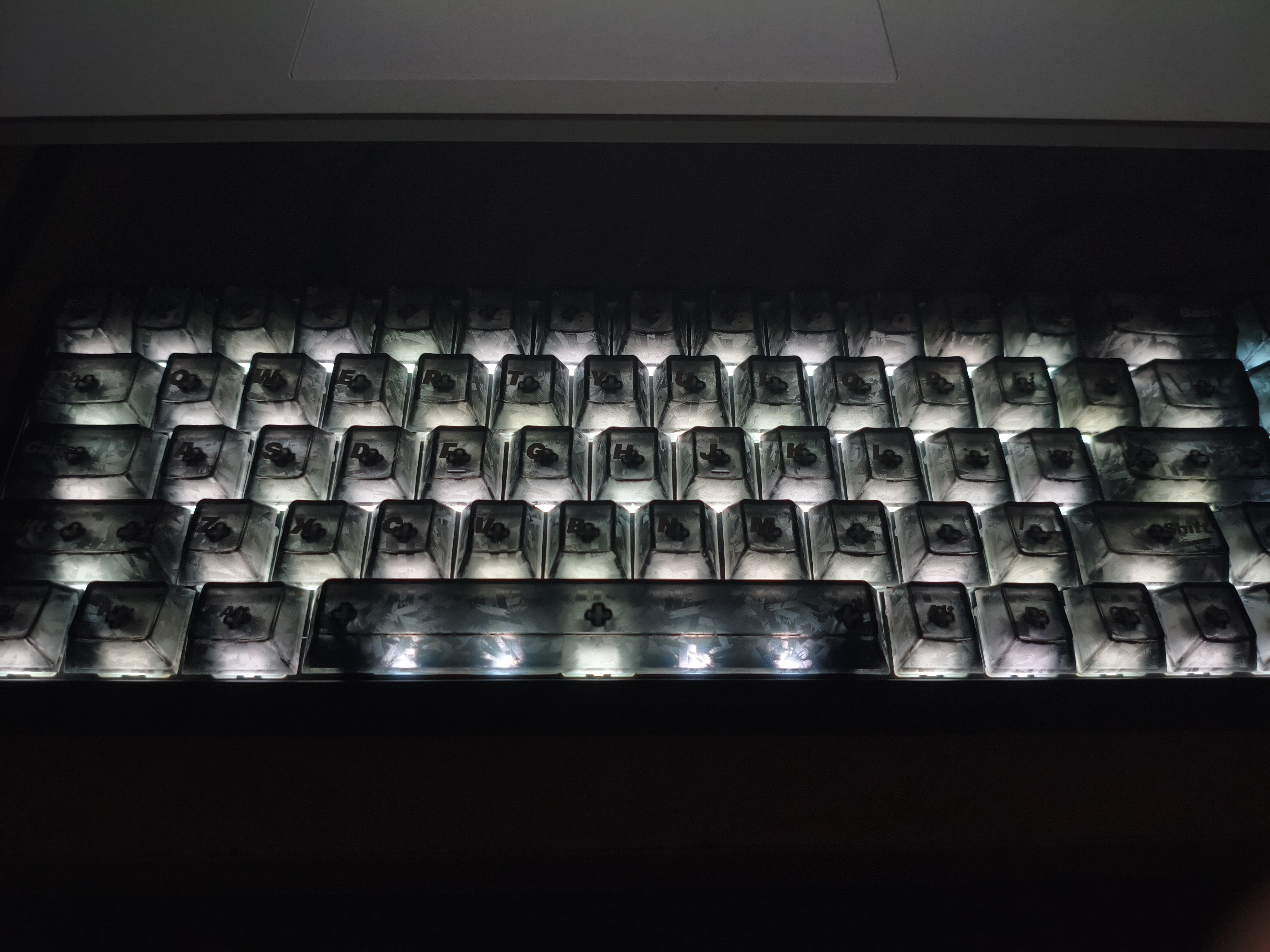 ATKRS6+磁轴键盘 RT客制化电竞游戏机械键盘有线无畏契约68键 RS6+黑武士雪刃轴Pro 实拍图