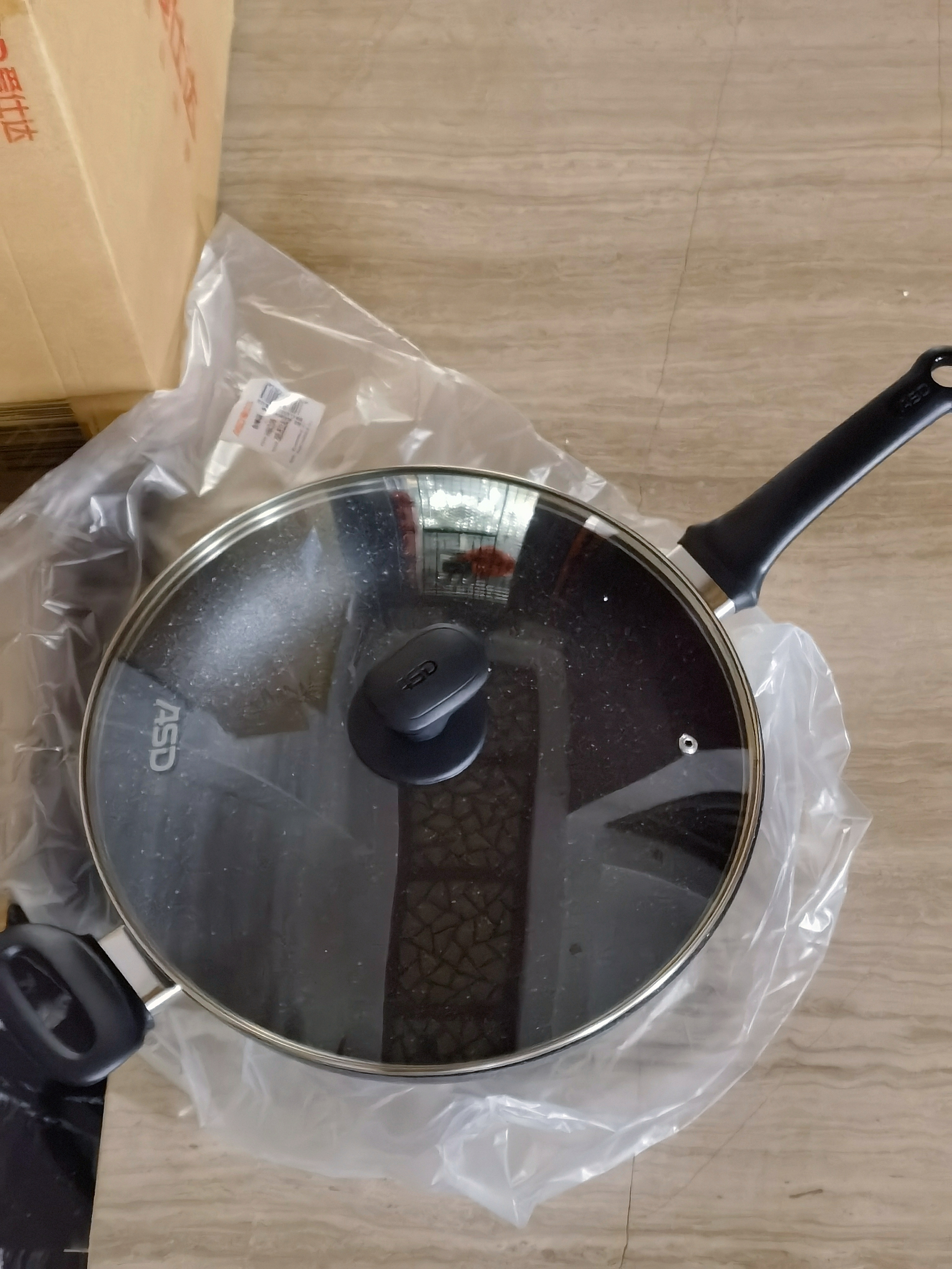 爱仕达（ASD）炒锅麦饭石色不粘平底轻量炒菜锅燃气电磁炉通用32cmCL32S31WG 实拍图