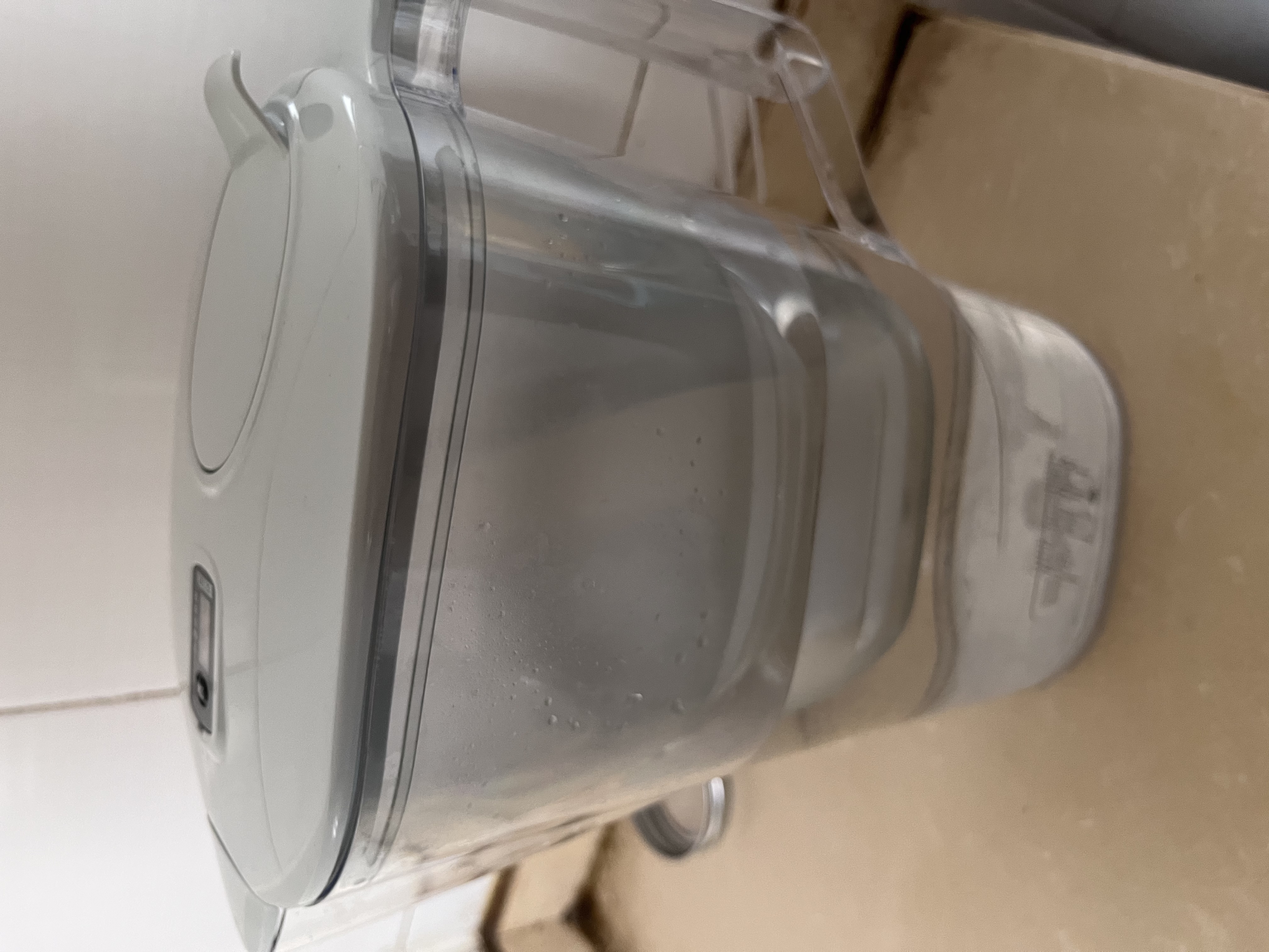 碧然德（BRITA）过滤净水器 家用滤水壶 净水壶 海洋系列 去水垢专家版滤芯11枚 环保加固包装 实拍图