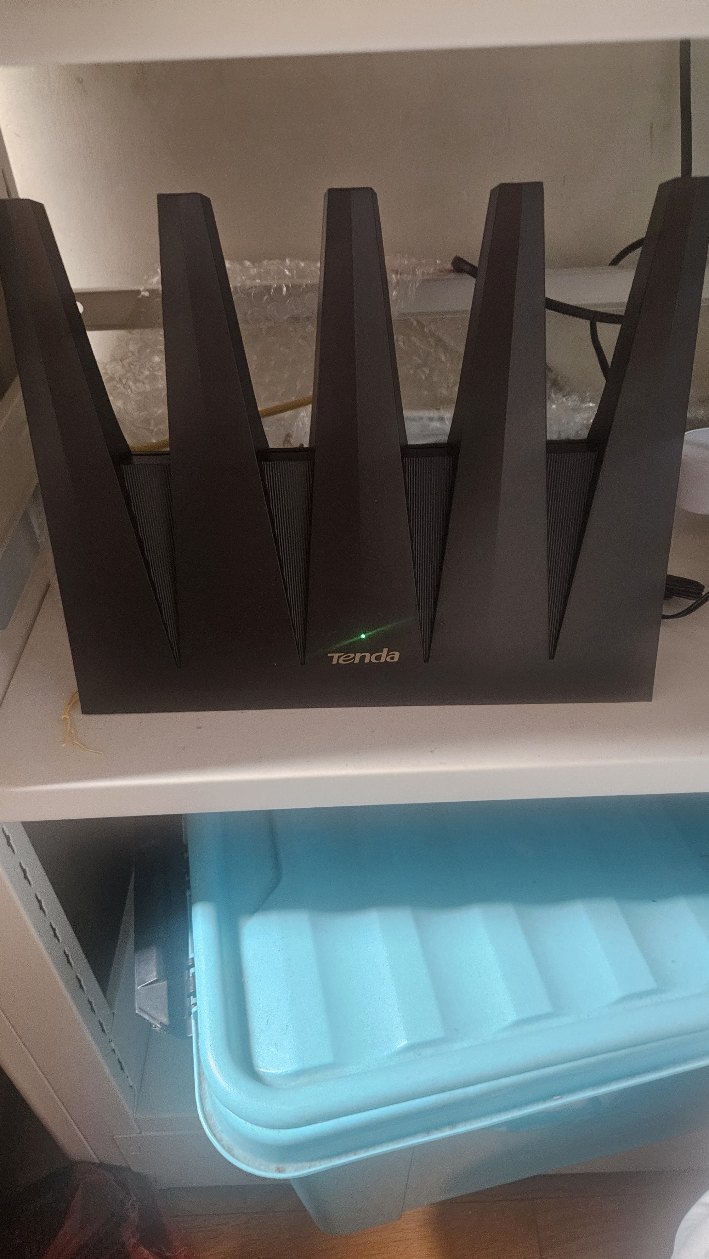 Tenda腾达路由器WiFi7【泰山BE7200 Ultra】千兆穿墙王信号放大器增强无线家用电竞立式BE12 Pro 实拍图