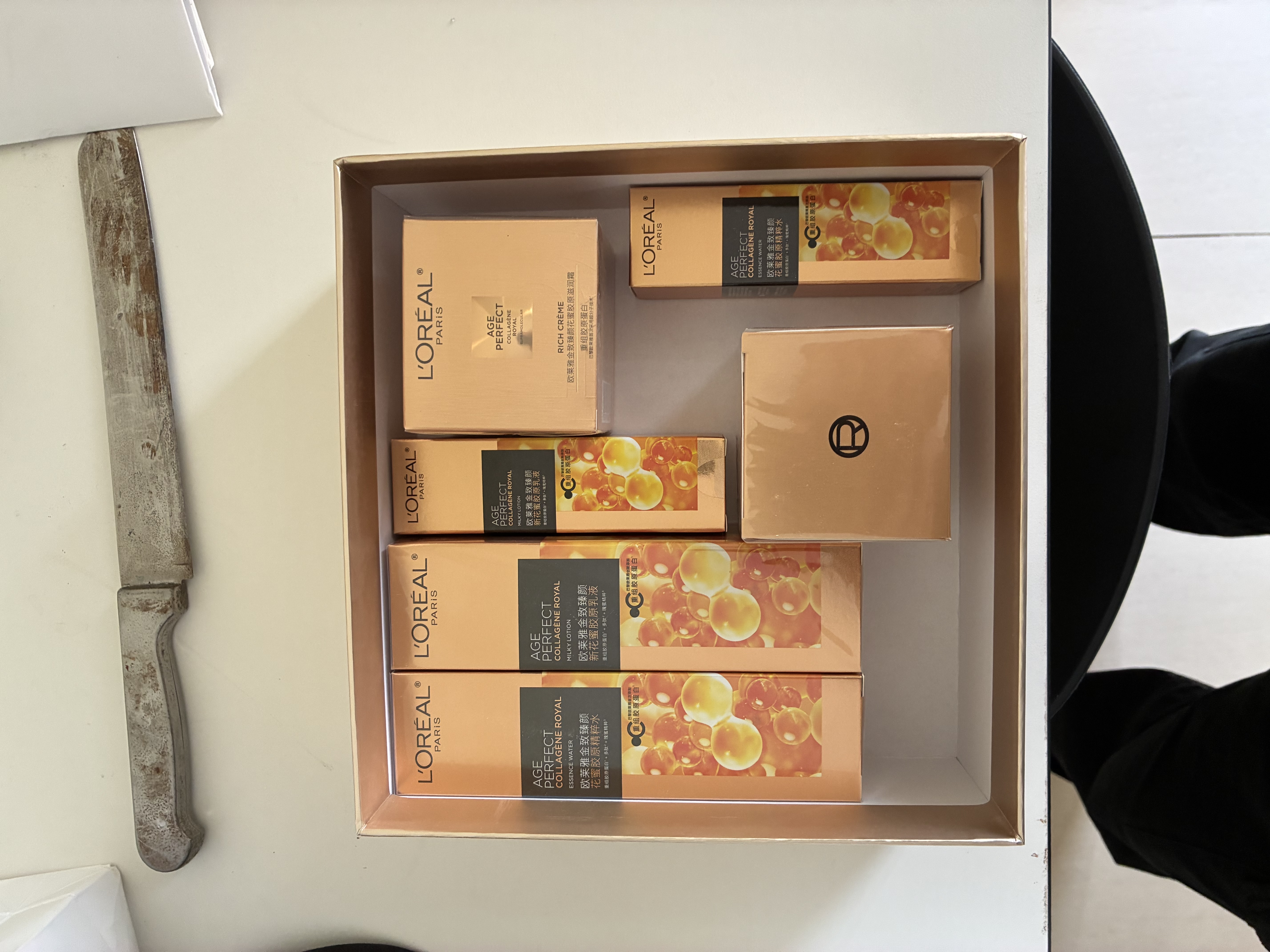 欧莱雅胶原小蜜罐水乳礼盒6件套 保湿护肤品化妆品礼盒中秋节礼物送妈妈 实拍图
