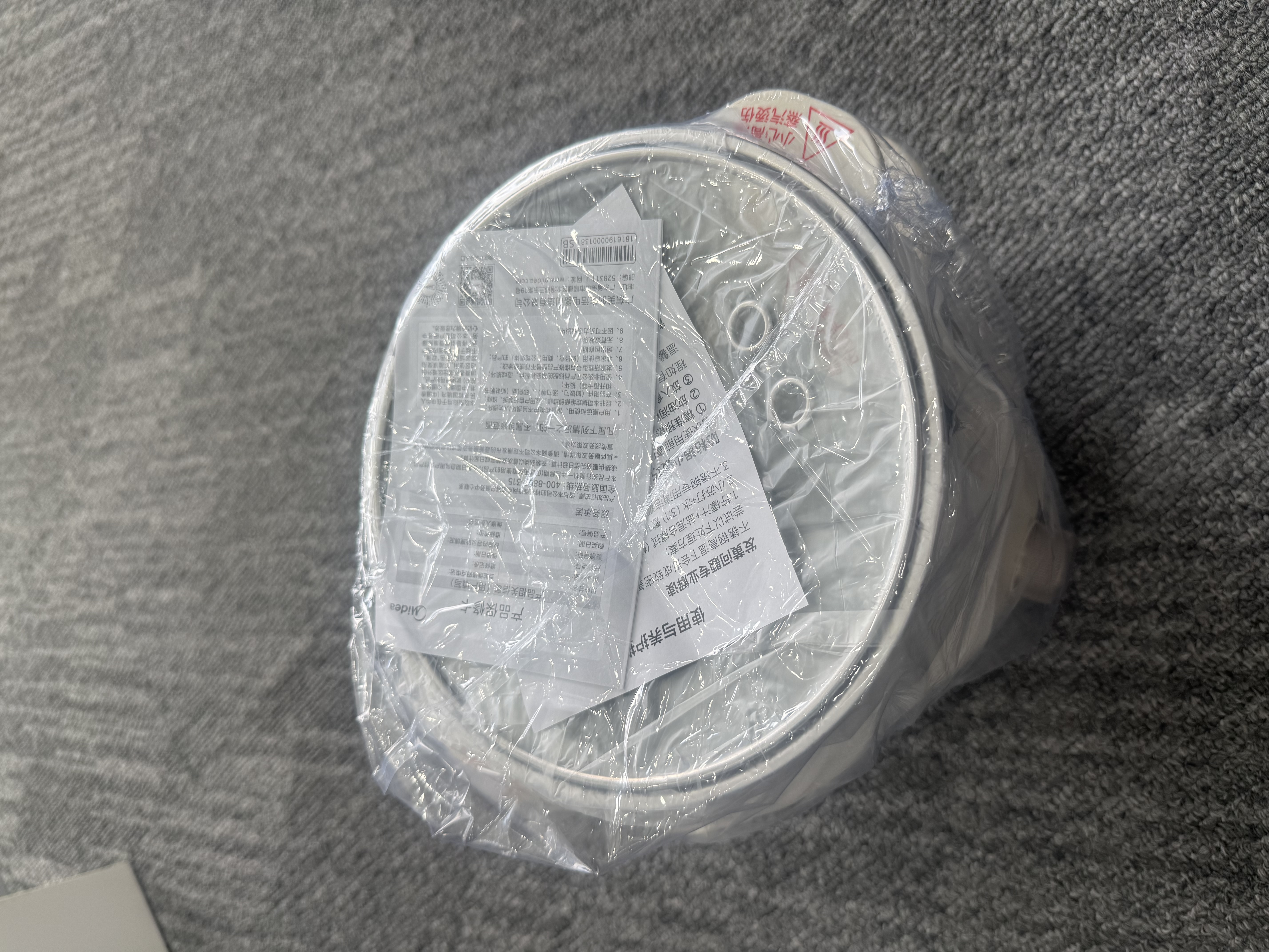 美的（Midea）电煮锅 0涂层不锈钢 宿舍小电锅 多功能家用宿舍泡面小火锅 2.6L蒸煮一体电热锅 XZC2066G 配蒸笼 实拍图