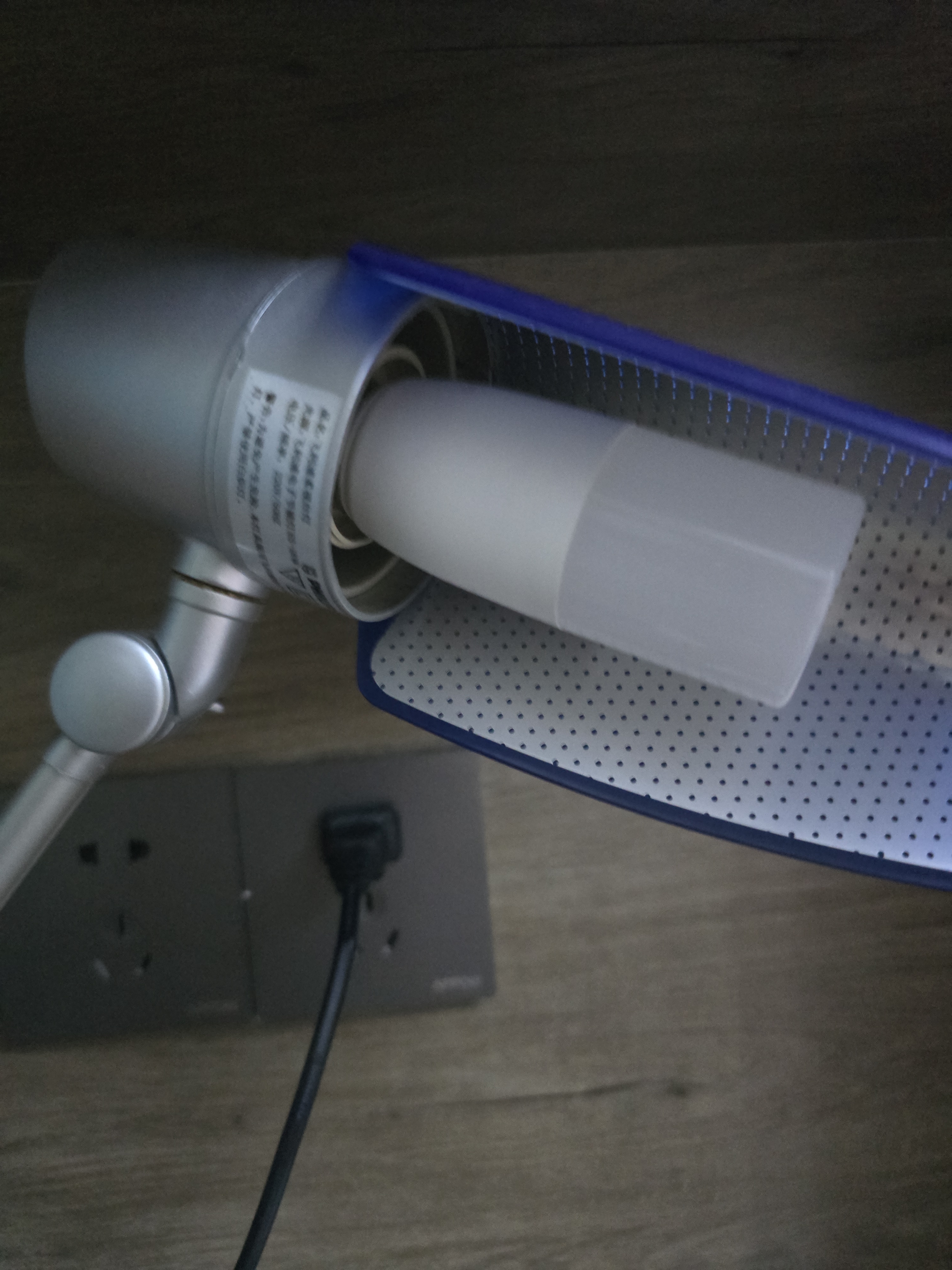 飞利浦（PHILIPS）led灯泡e27螺口节能灯泡家用超亮球泡灯客厅小柱灯7.5W 6500K 实拍图