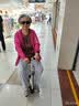 爱尔威（Airwheel）电动行李箱可骑行智能拉杆箱可坐可代步20英寸登机箱 青春版—银 实拍图