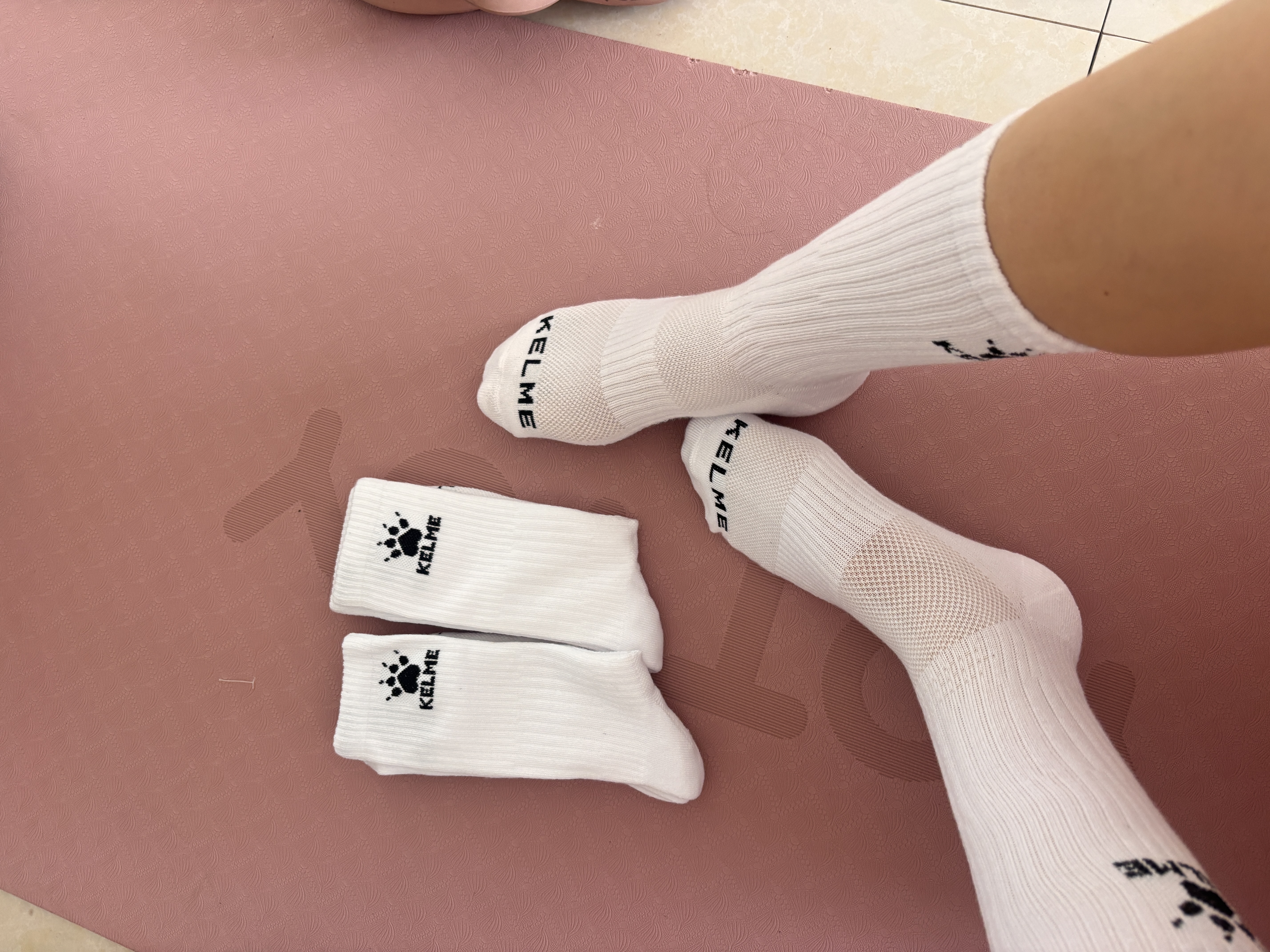 卡尔美（KELME）袜子运动袜（3双）男女秋冬保暖长袜篮球吸汗跑步抗菌休闲生活袜 实拍图
