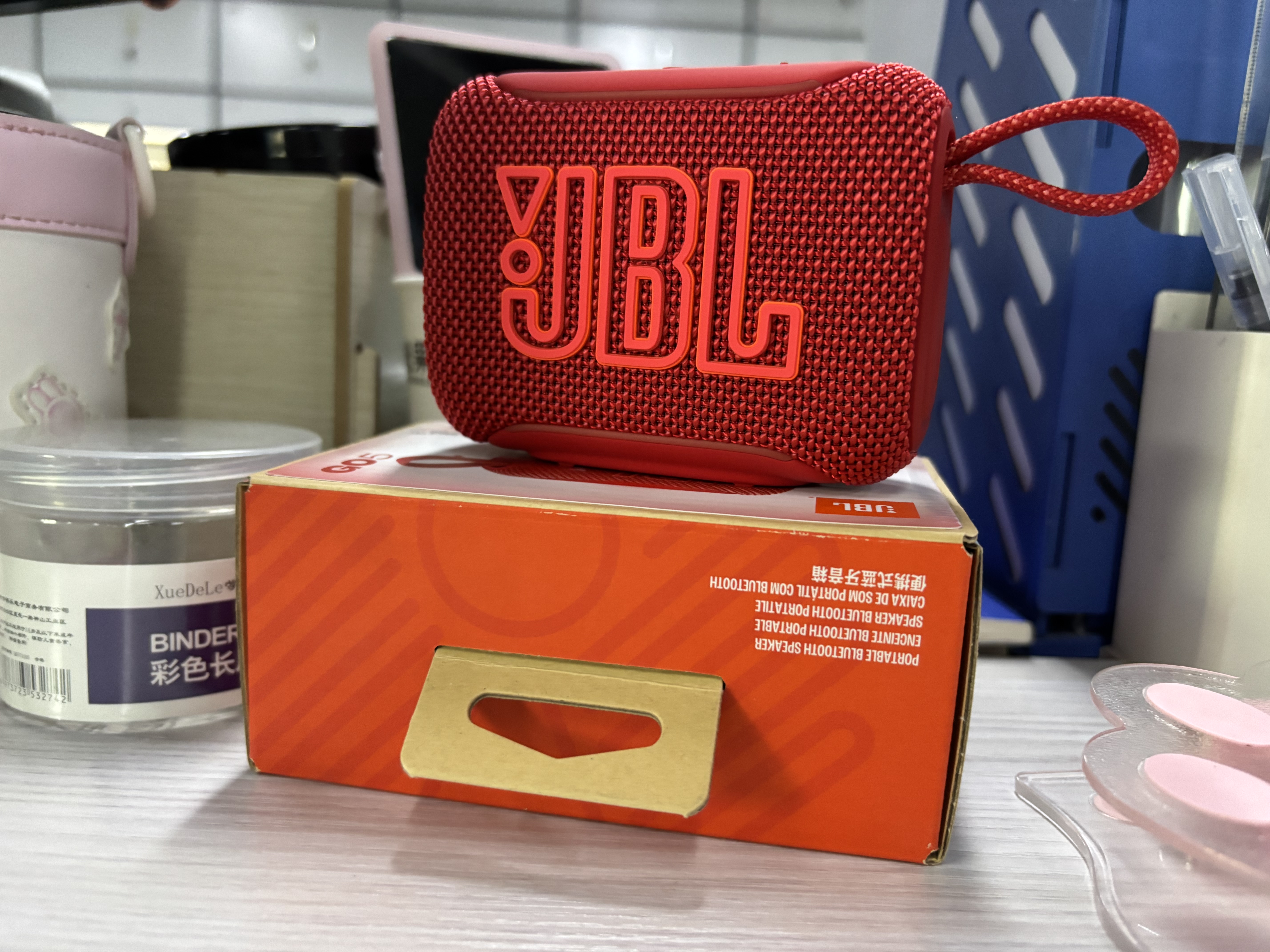 JBL GO5 音乐金砖五代 蓝牙音箱 便携迷你音响 氛围灯音箱 口袋音箱 Pocket出游搭子 中秋礼物 石榴红 实拍图