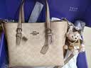 蔻驰（COACH）【品牌直供】女包CITY迷你手提斜挎托特包CW032奶茶色生日礼物 实拍图