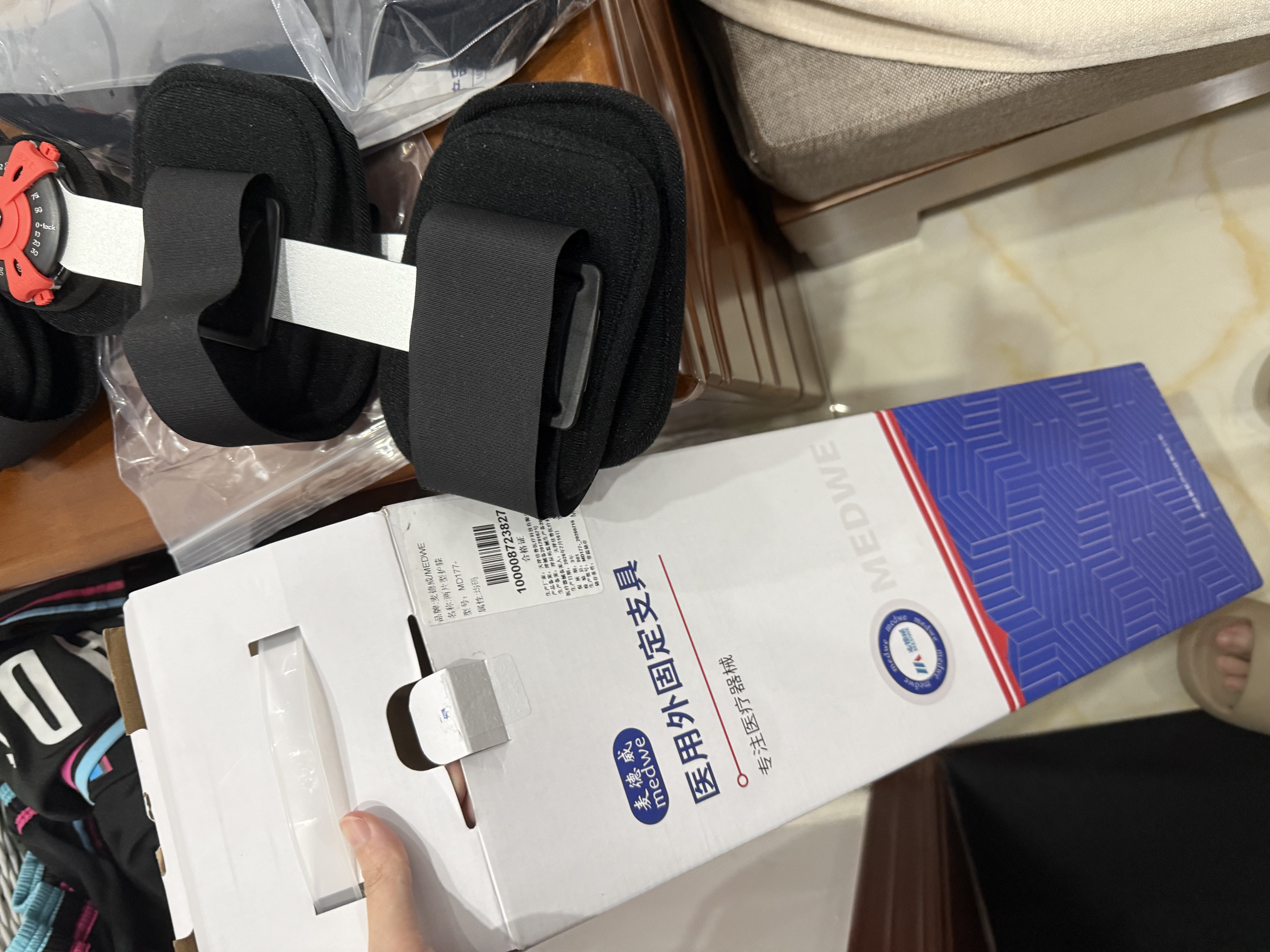 麦德威（medwe）医用膝关节固定支具可调节膝盖骨折护具下肢外固定支架三代MD177 实拍图