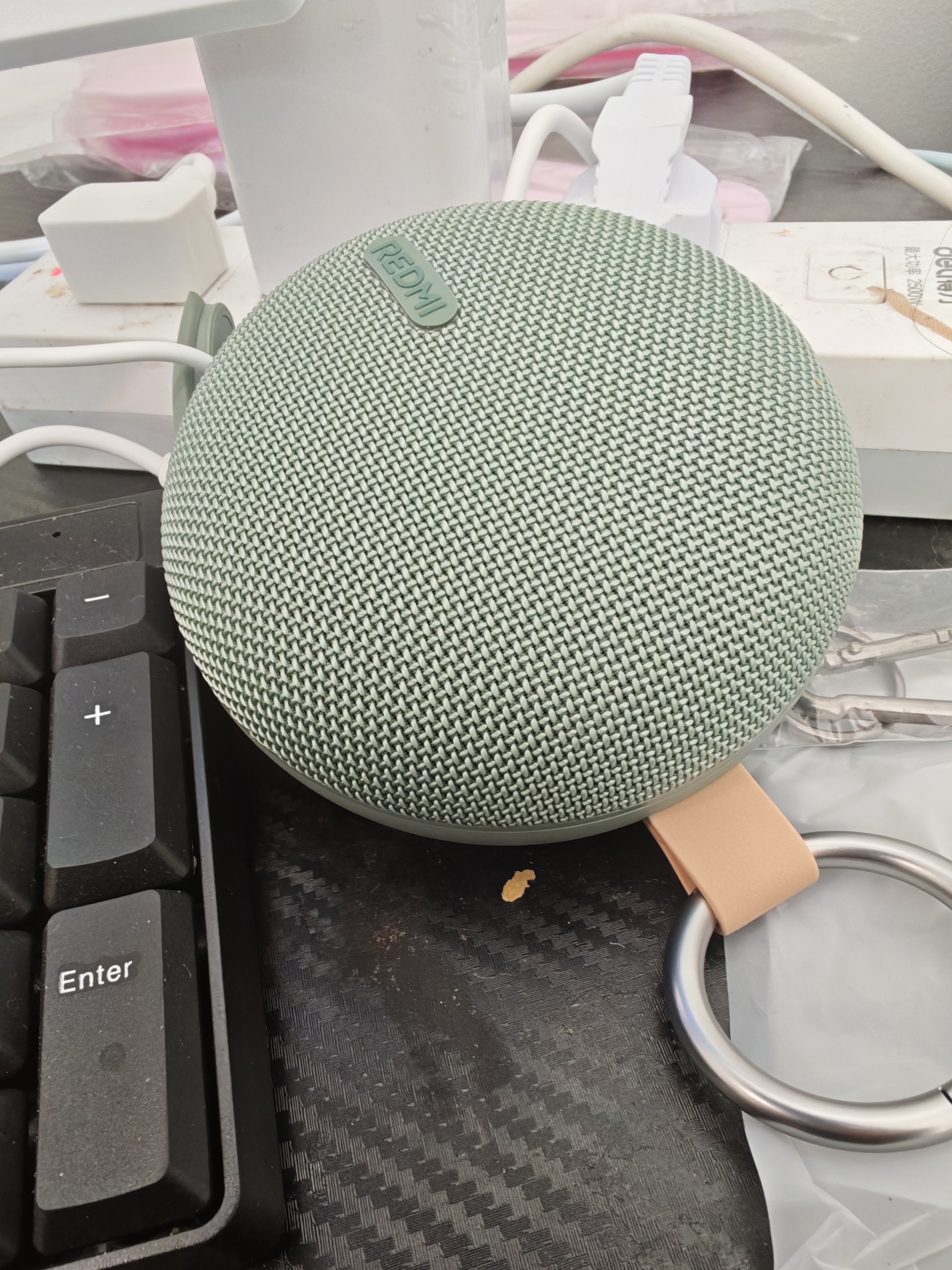小米（MI）REDMI蓝牙音箱2 绿色 小米音箱音响 长续航 IP67防尘防水 户外便携插卡 音响低音炮 礼物 家用 实拍图