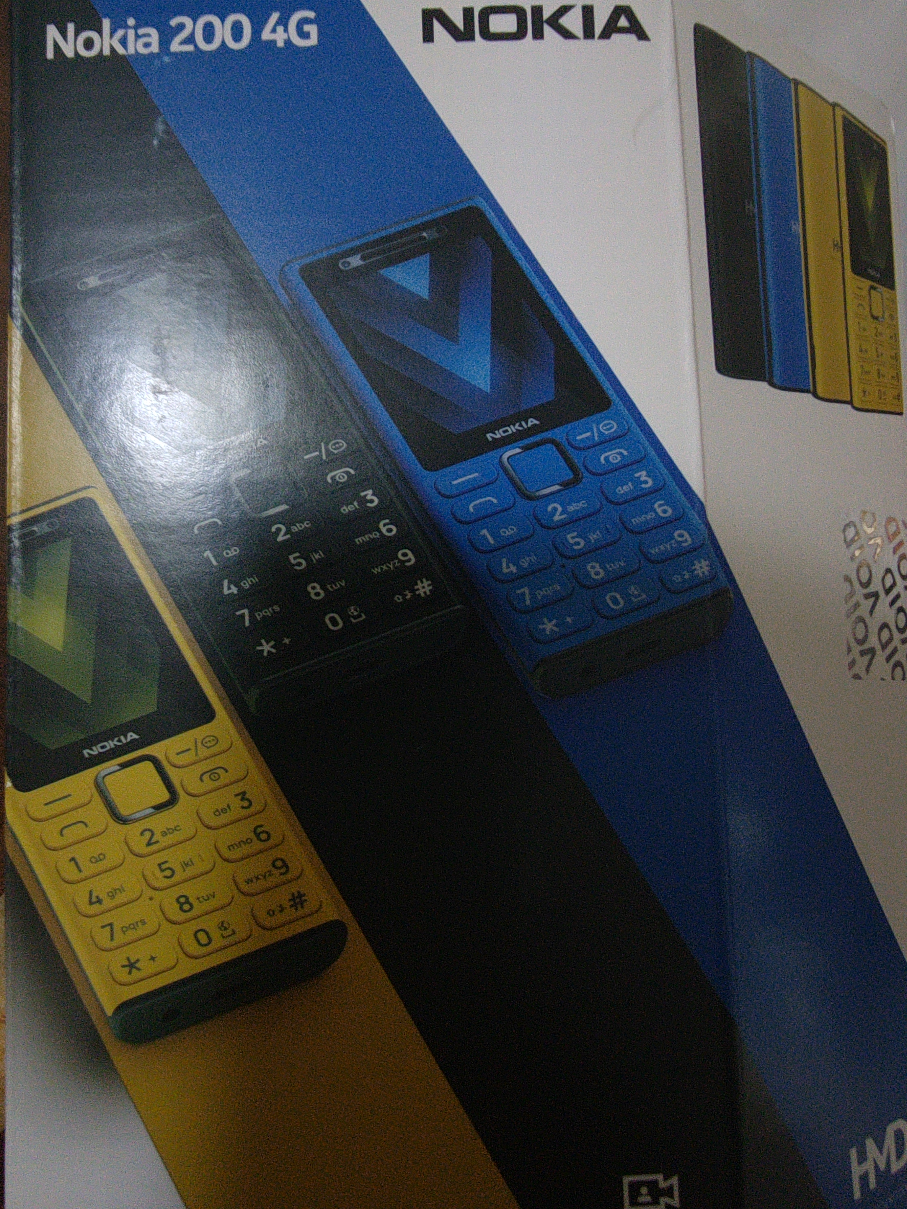 诺基亚（NOKIA）200 4G学生手机视频通话定位全网通微聊小学初中专用戒网非智能儿童电话老年人手机蓝色 实拍图