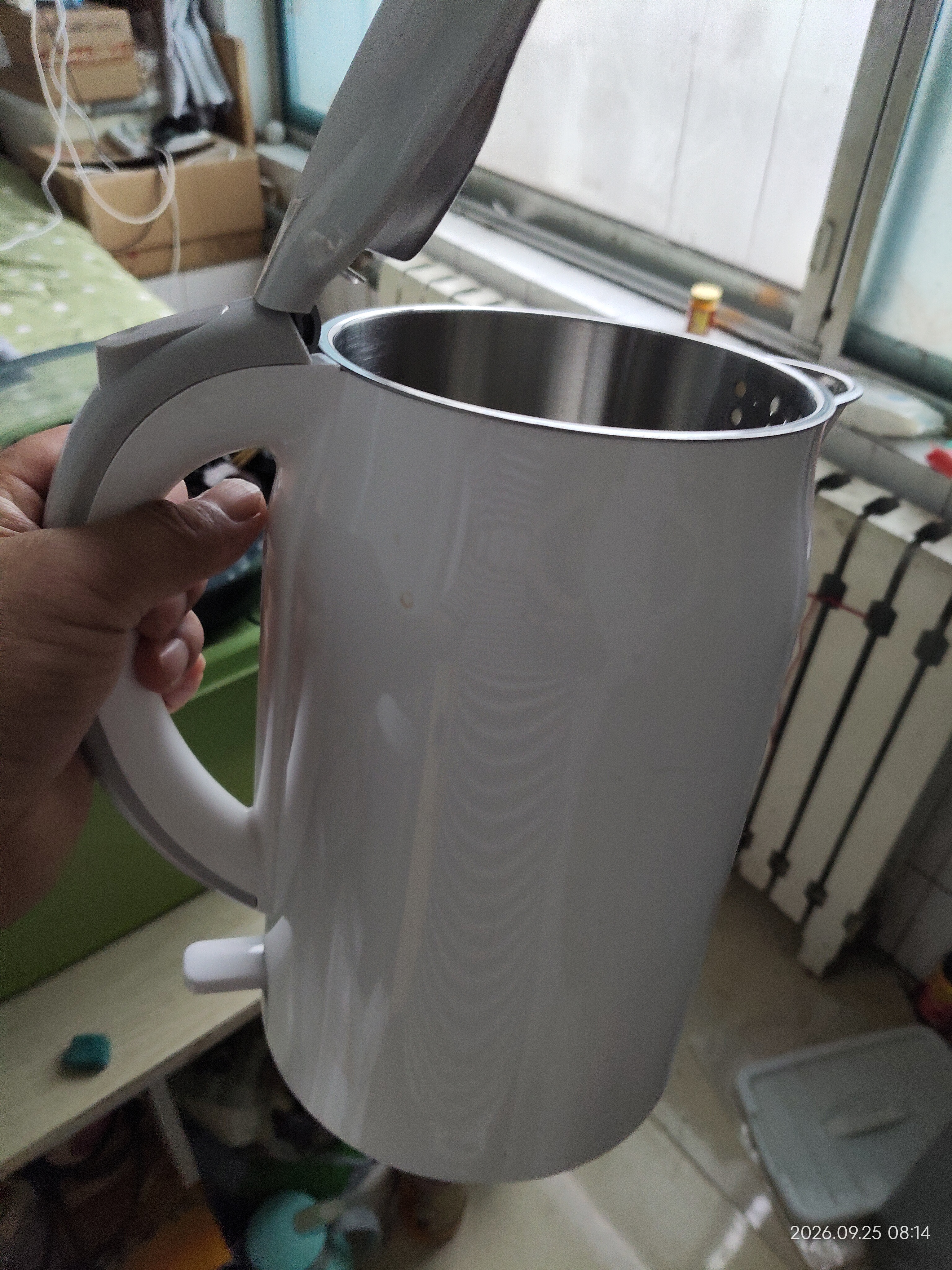 美的（Midea）电热水壶养生母婴级316L内胆双层无缝一体烧水壶1.7L大容量自动智能断电 SH17M301PRO 实拍图