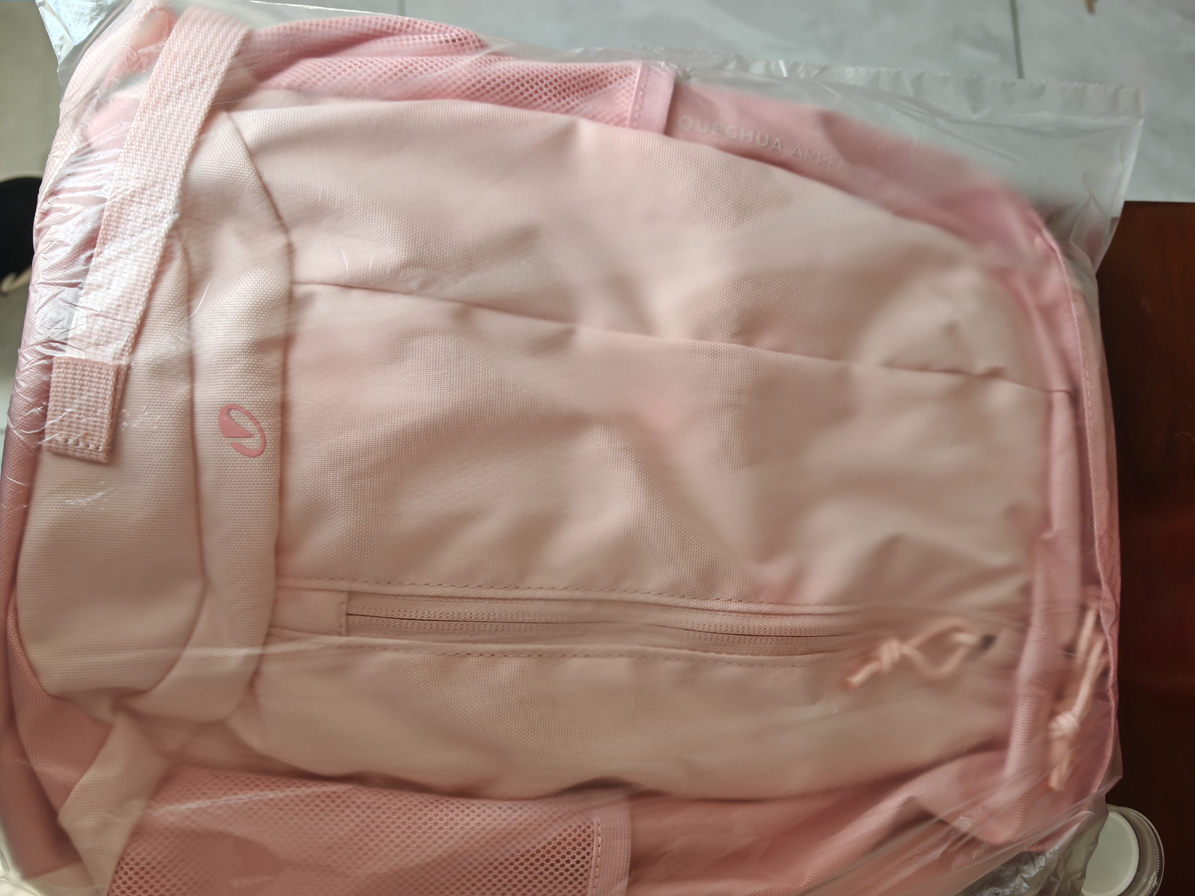 迪卡侬徒步登山户外背包轻盈舒适学生儿童书包MH300大容量15L-4536967 实拍图