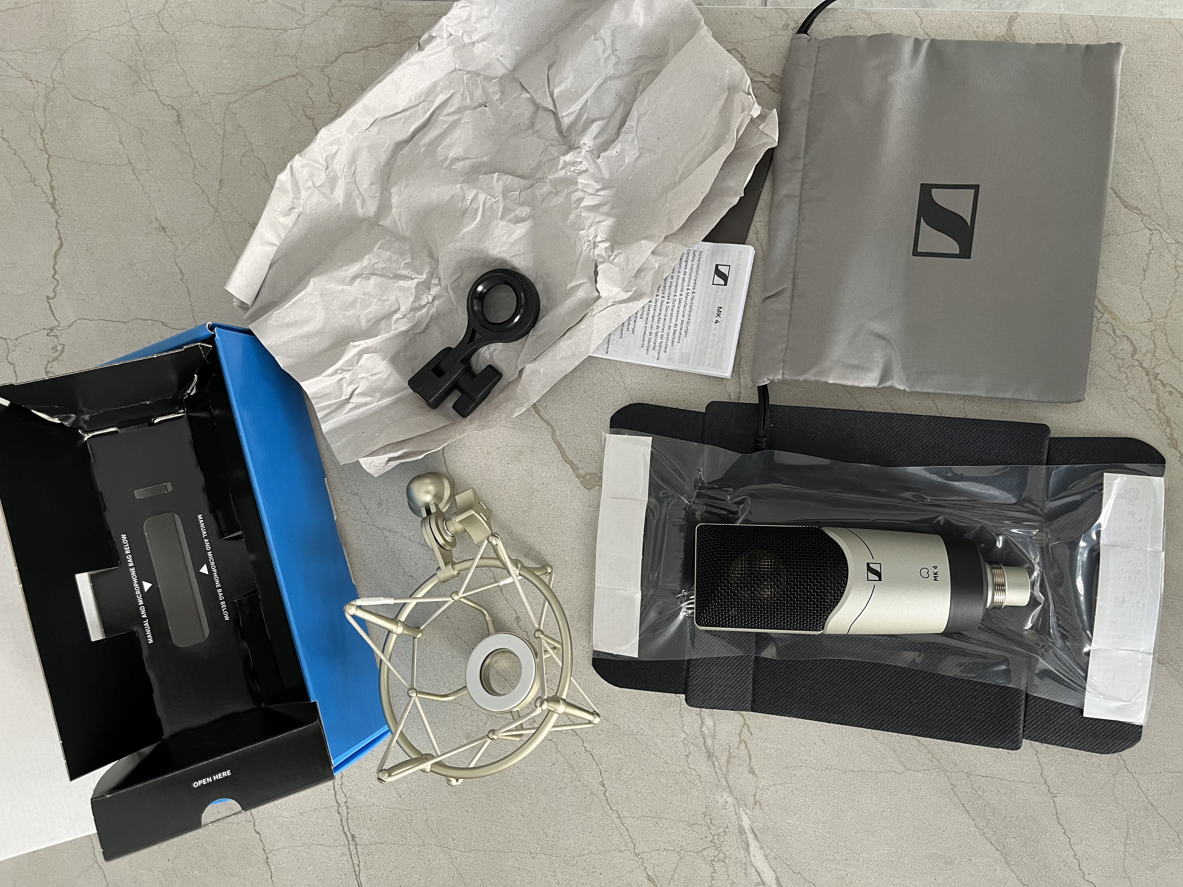 森海塞尔（Sennheiser）MK4 专业电容麦克风直播唱歌主播录音有线话筒录书小说三米双卡侬防震架套装 实拍图