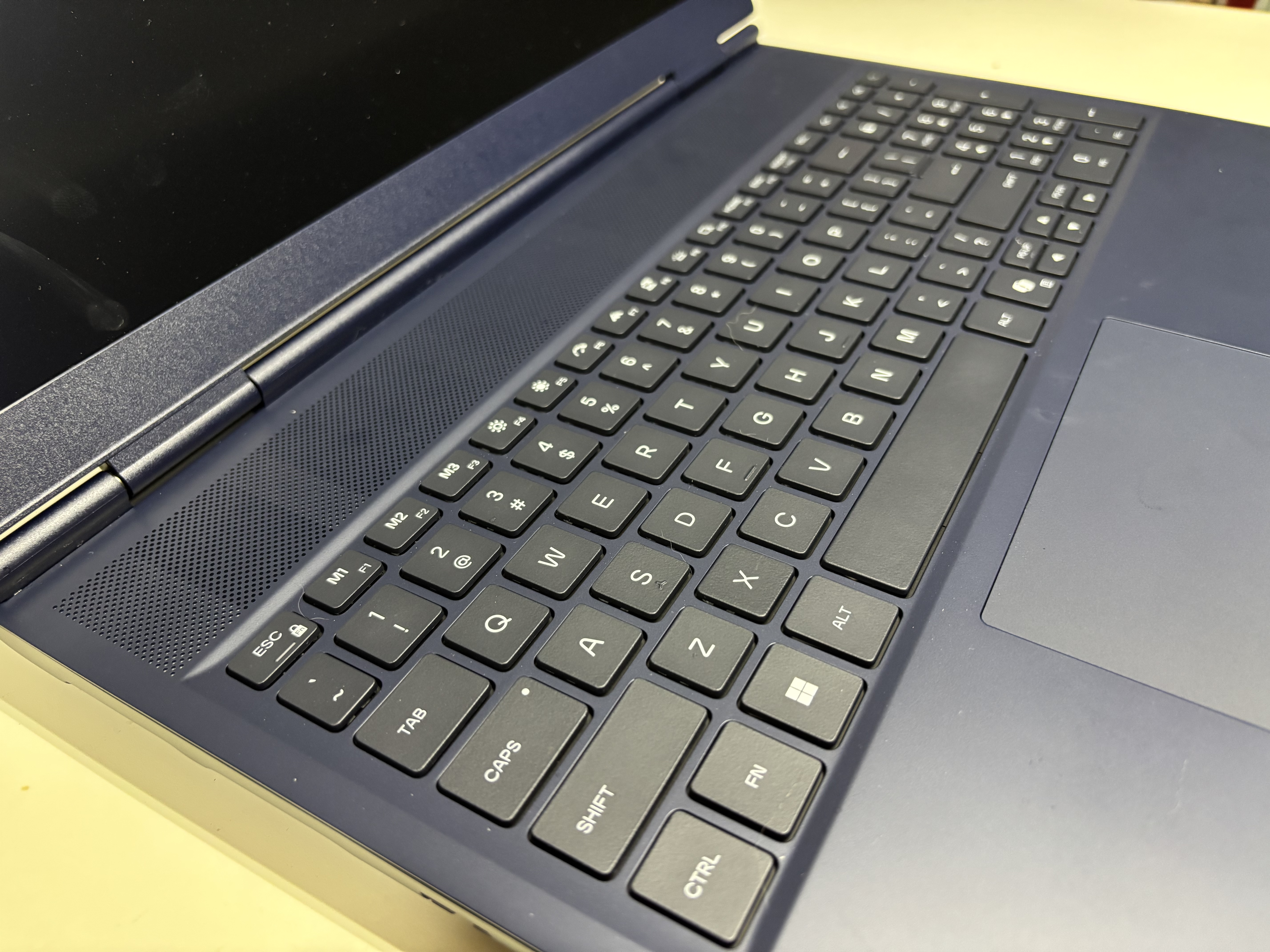 外星人（Alienware）游戏本国家补贴星舰16X 16英寸笔记本电脑OLED屏酷睿Ultra7-270HX Plus 5060显卡16G 1T 2.5K 2761 实拍图