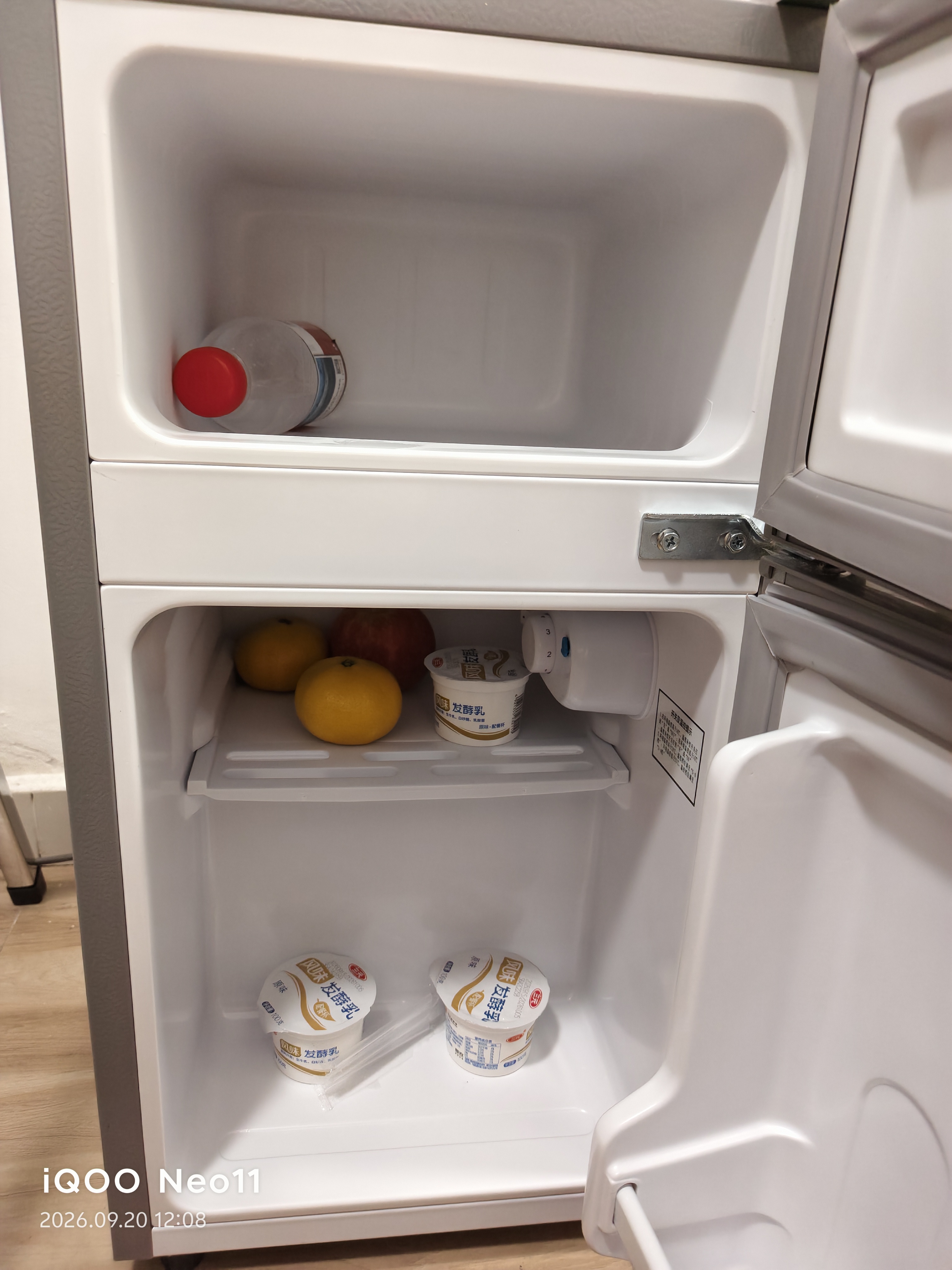 华宝小冰箱迷你小型家用双门冷藏冷冻两用一级能效出租房学生寝室宿舍用办公室电冰箱节能省电 【一级能效 铜管速冷】58升【万人推荐】银色 实拍图